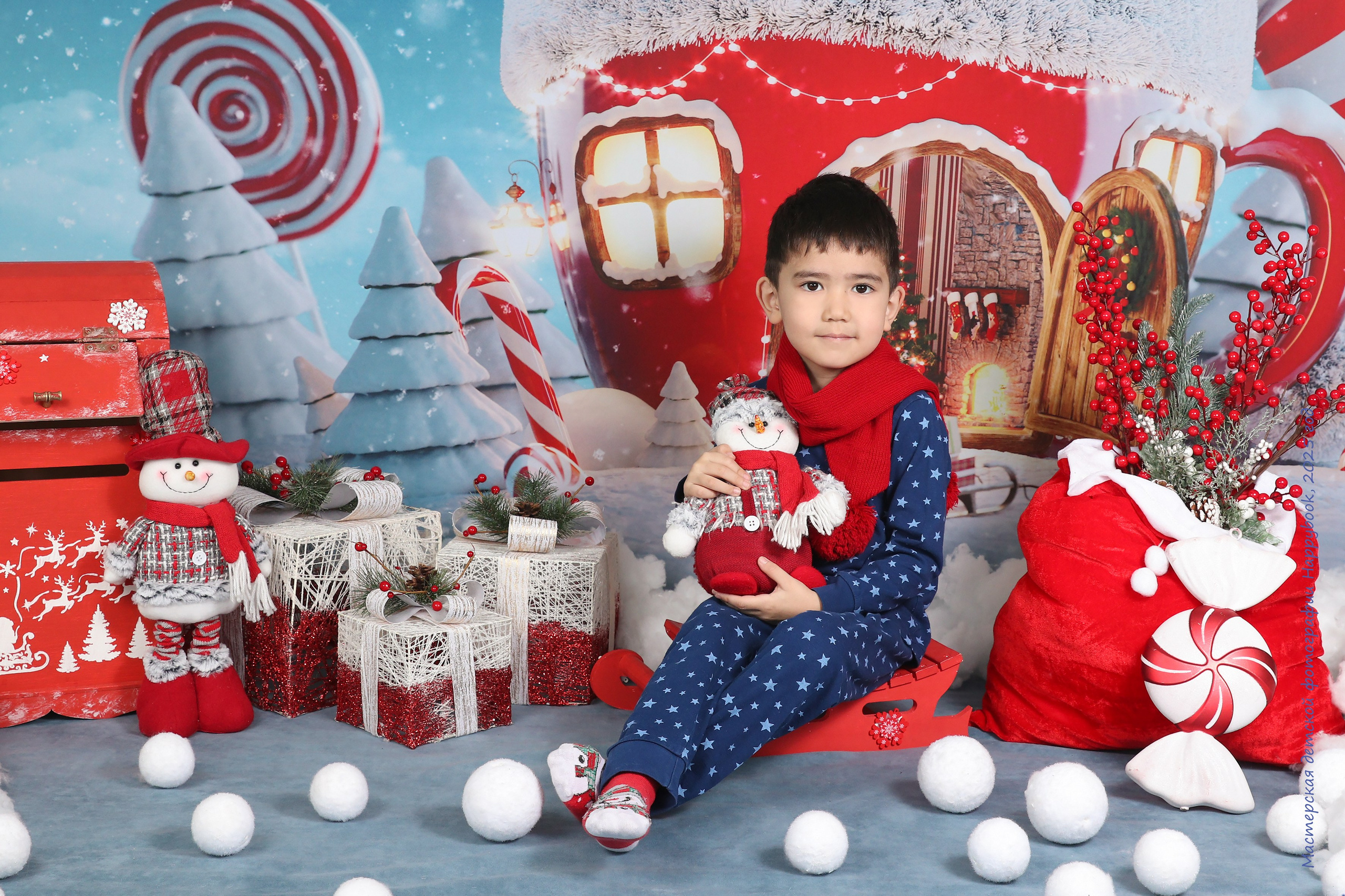Почта деда Мороза. Детский фотограф в Алматы, виньетки, выпускной альбом Алматы