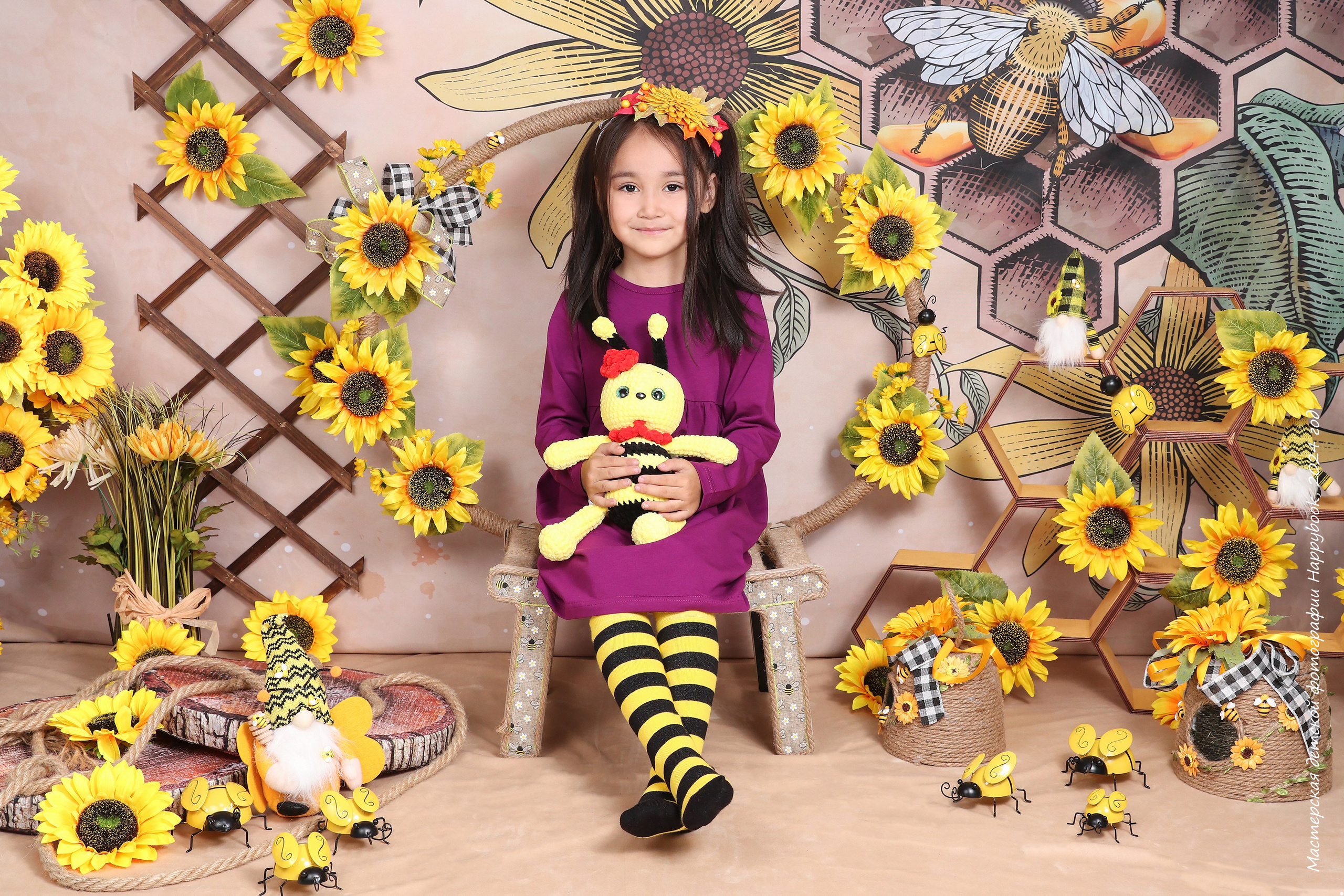Фотосессия «Пчёлки». Детский фотограф в Алматы, виньетки, выпускной альбом Алматы