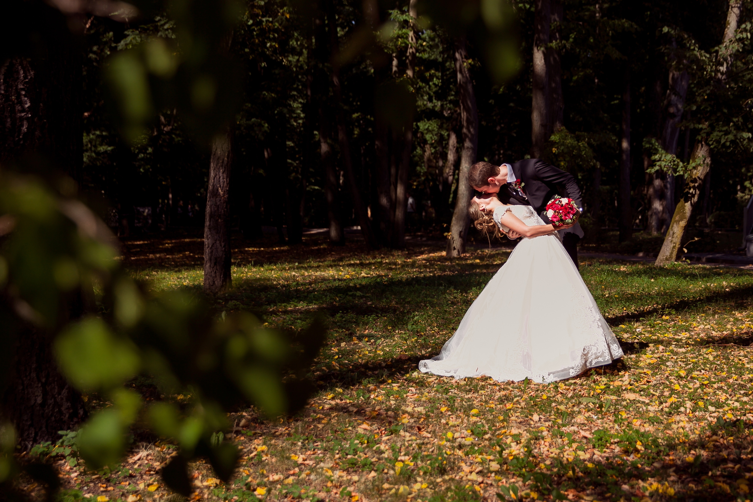 Зачем играть свадьбу?. Фотограф и видеограф на любое Ваше мероприятие