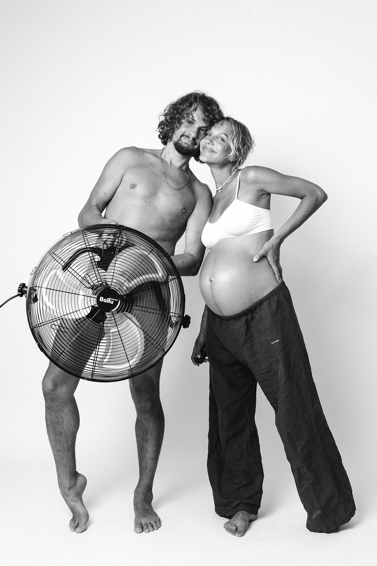 Белый фон в Автопортретной. Автопортретная Самара