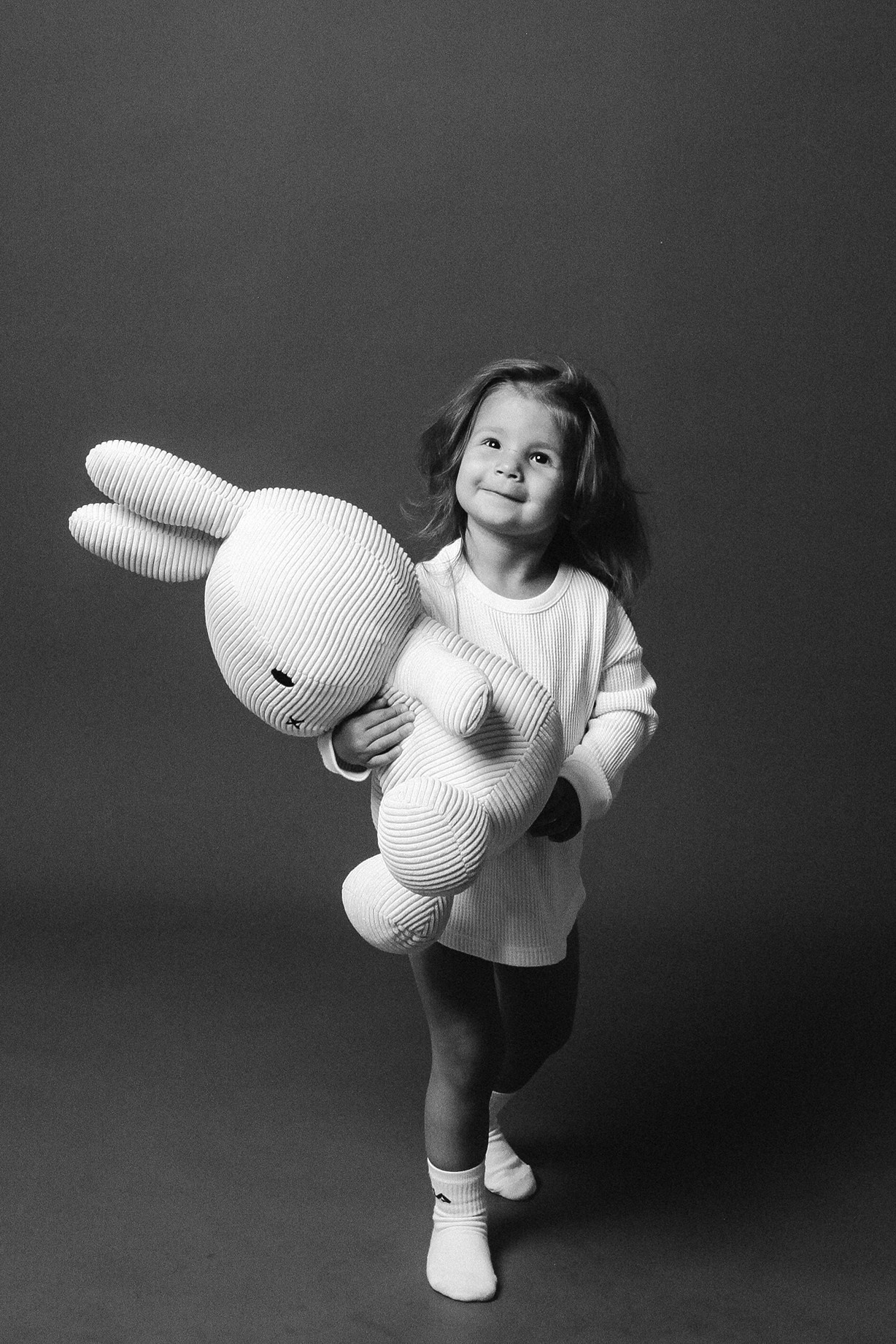 Темно-серый фон в Автопортретной. Self-portrait studio in Samara