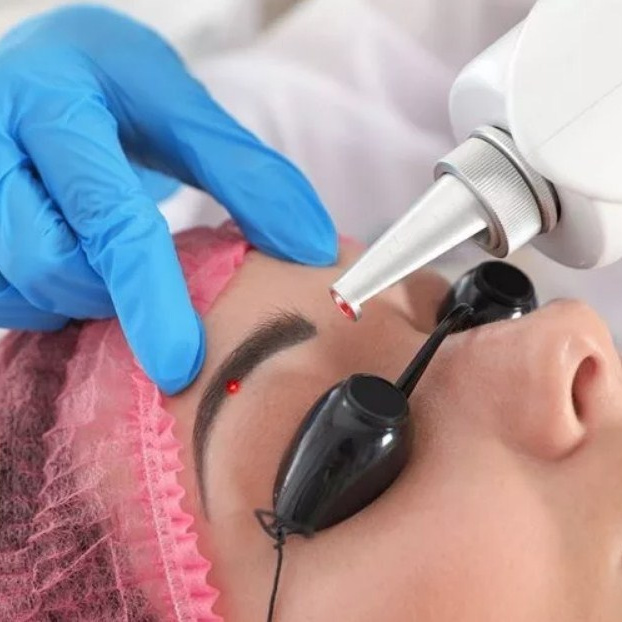 Студия перманентного макияжа, косметологии и массажа SYMMETRY в Москве, м. Киевская