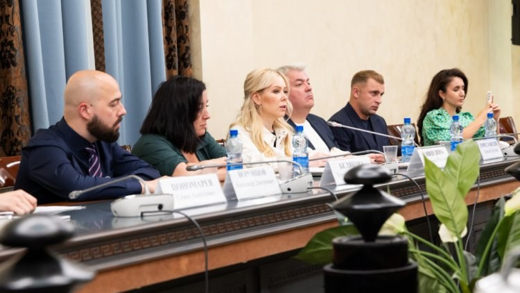 «Цифровое пространство для детей» круглый стол. НКО ЦИФРОВОЕ РАВЕНСТВО