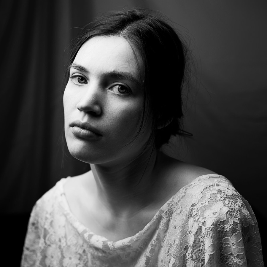 Контакты. Фотограф в Москве Лера Юдина