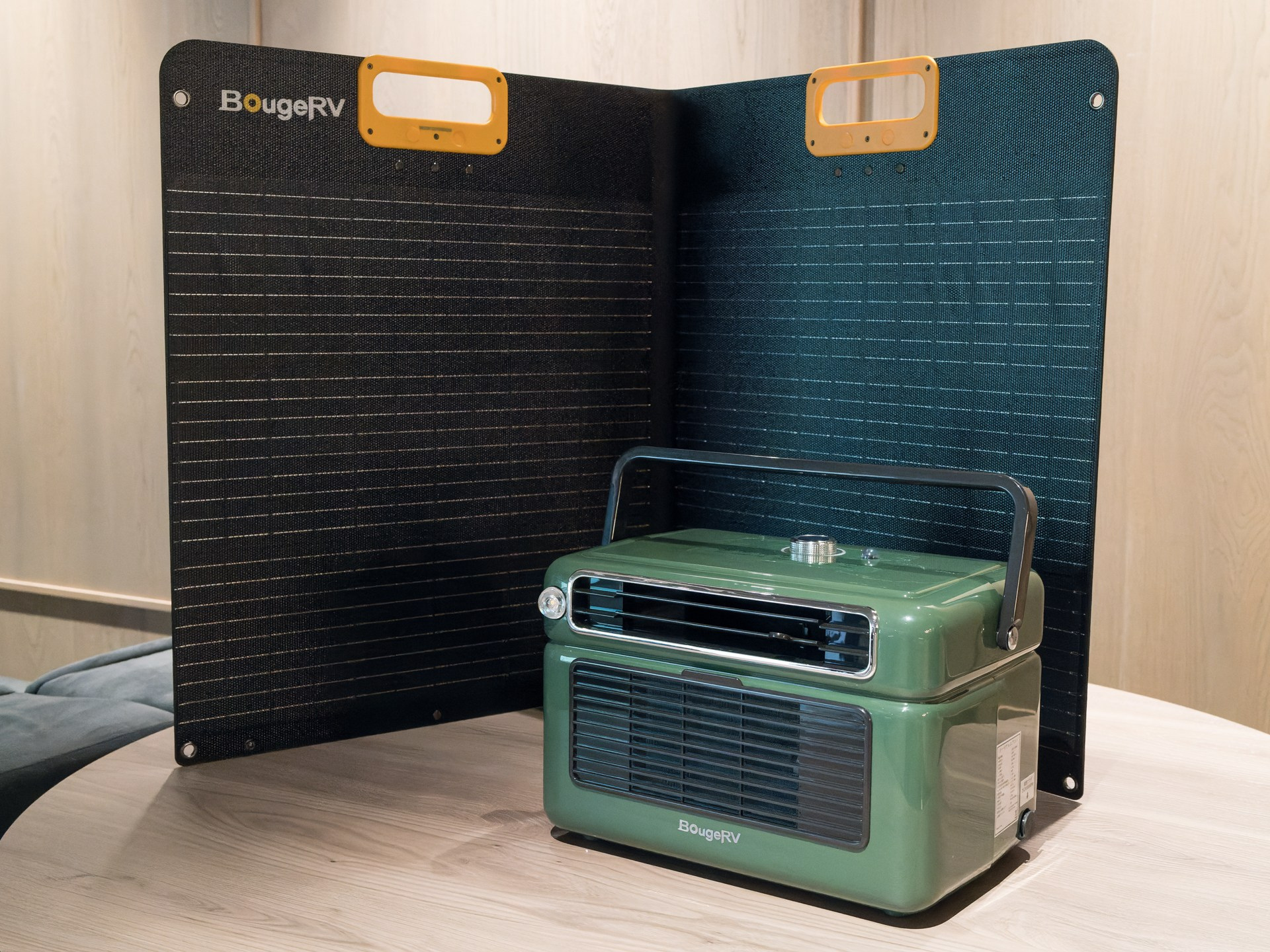 BougeRV Japan представляет портативный источник питания. Фотограф — видеограф в Москве Дмитрий Менделеев