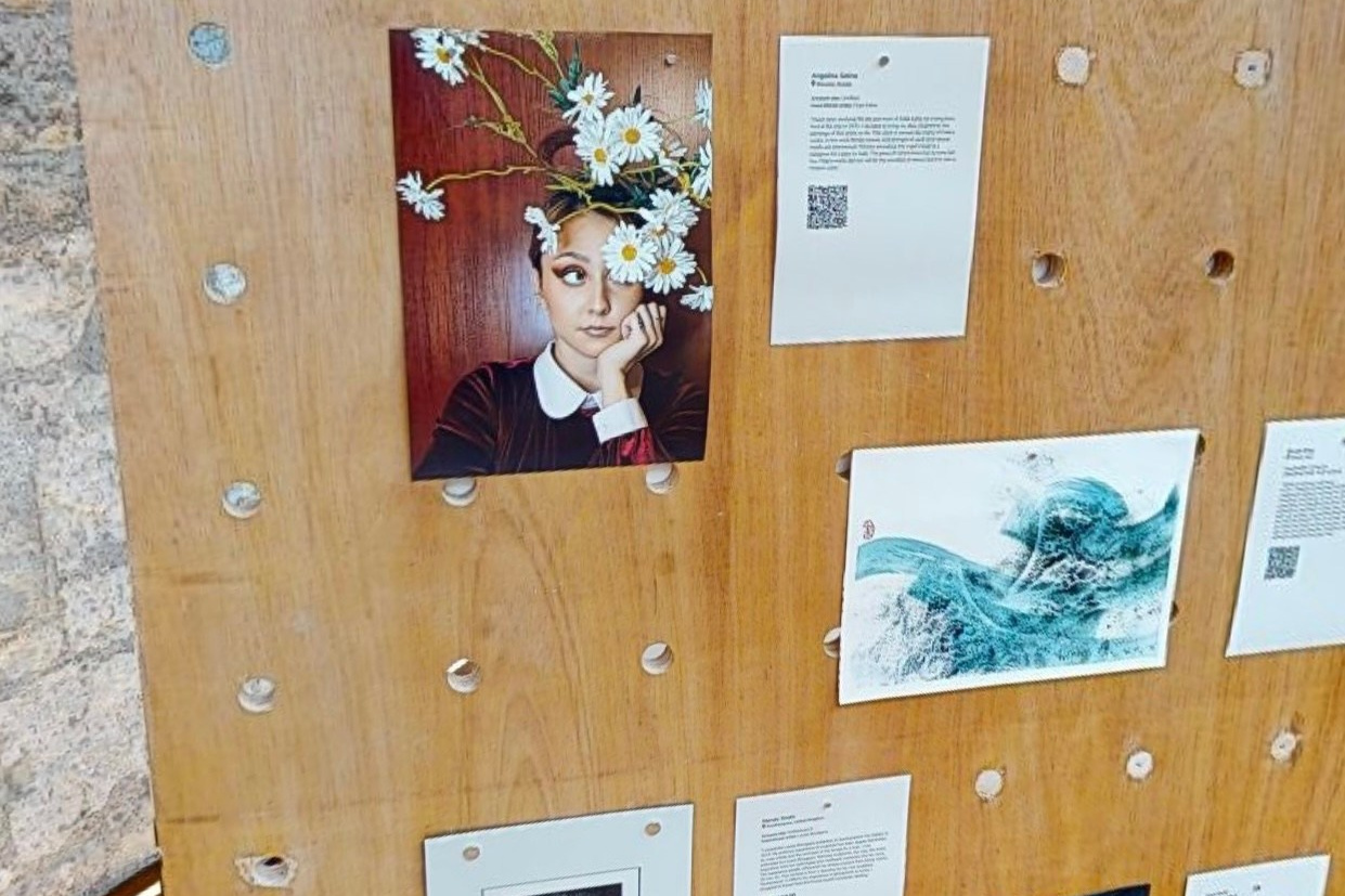 Первая выставка в Лондоне. Креативный фотограф Лина Селина