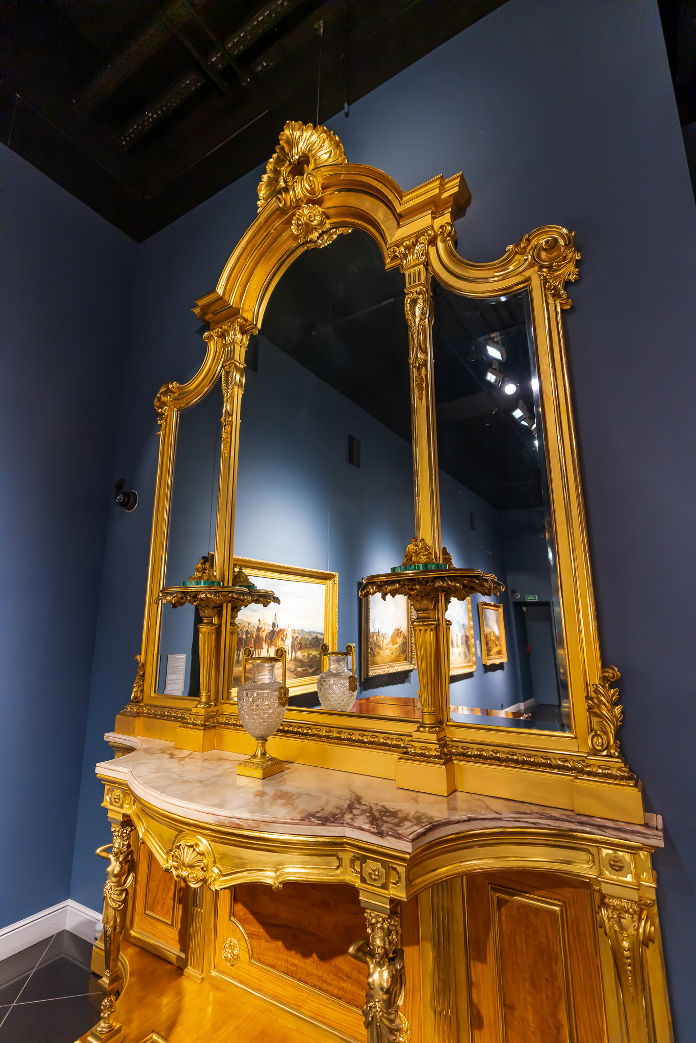 Интерьер Центра Искусств в Москве