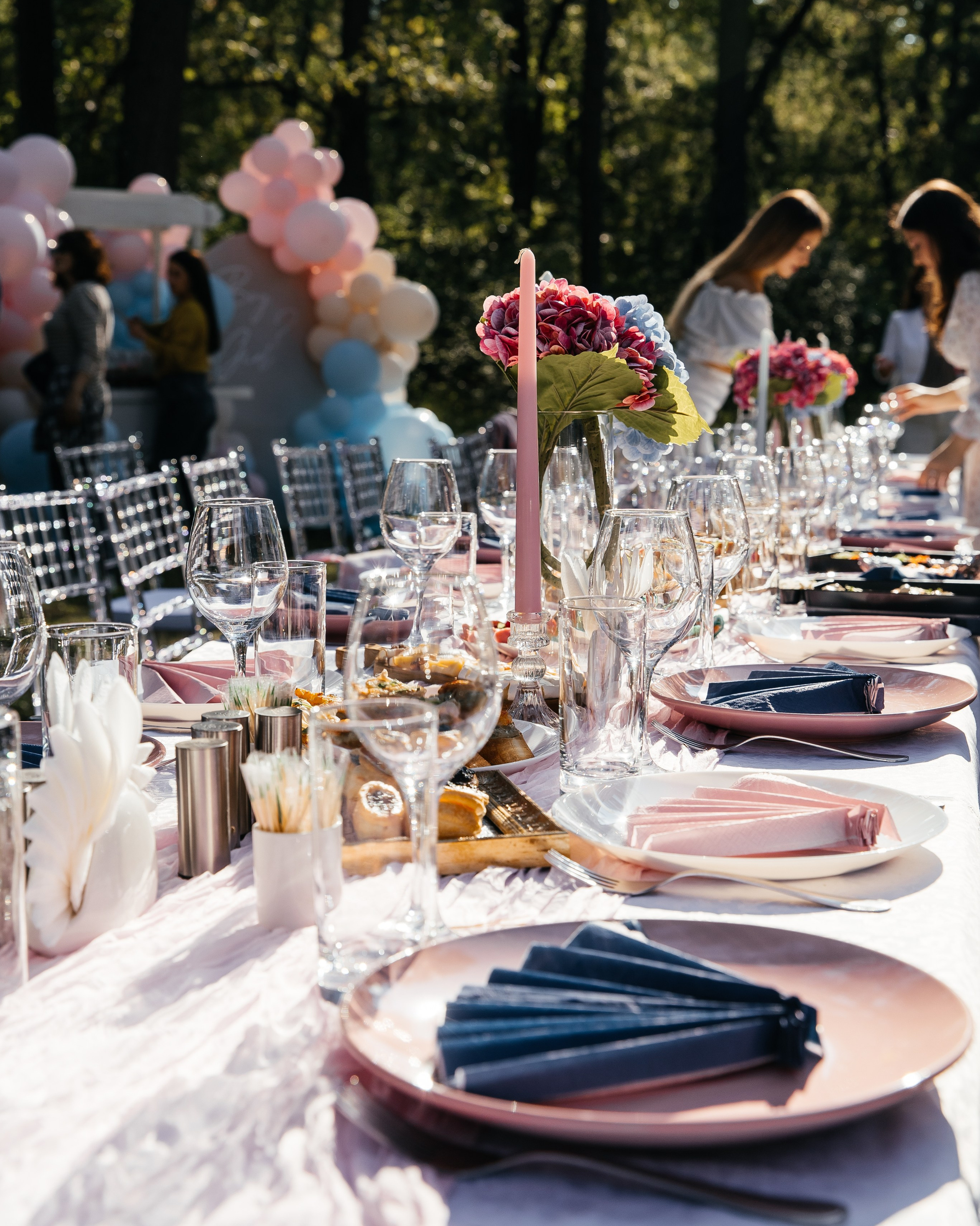 Летняя веранда. ЛЕСОПАРК | Загородное кафе