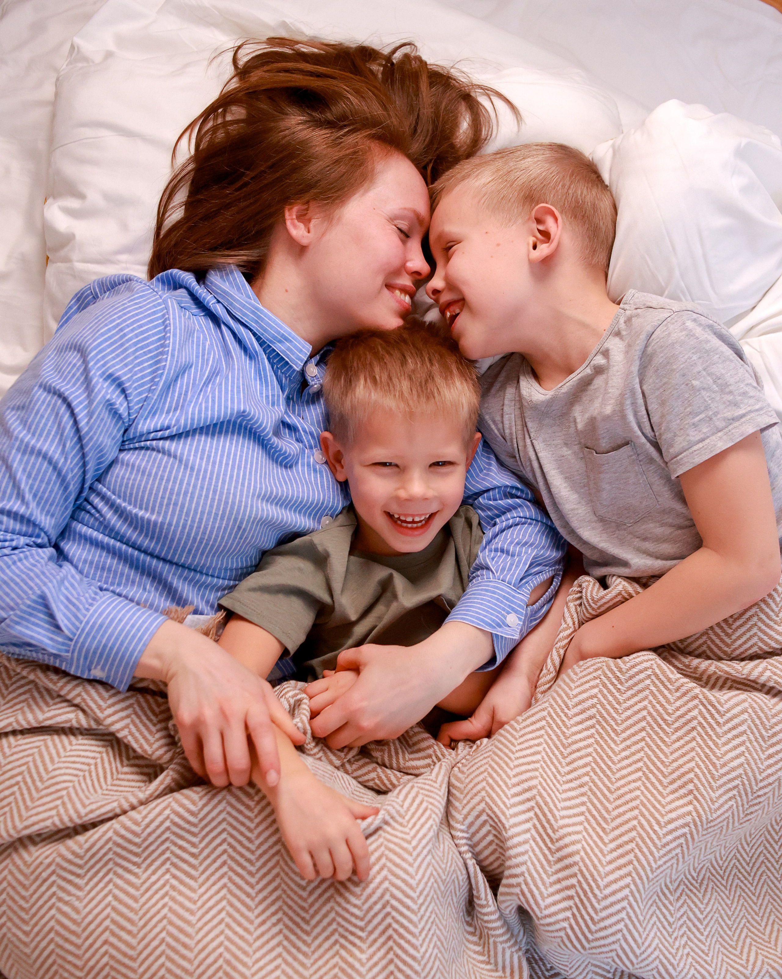 Фотограф новорожденных и семейный фотограф в Санкт-Петербурге