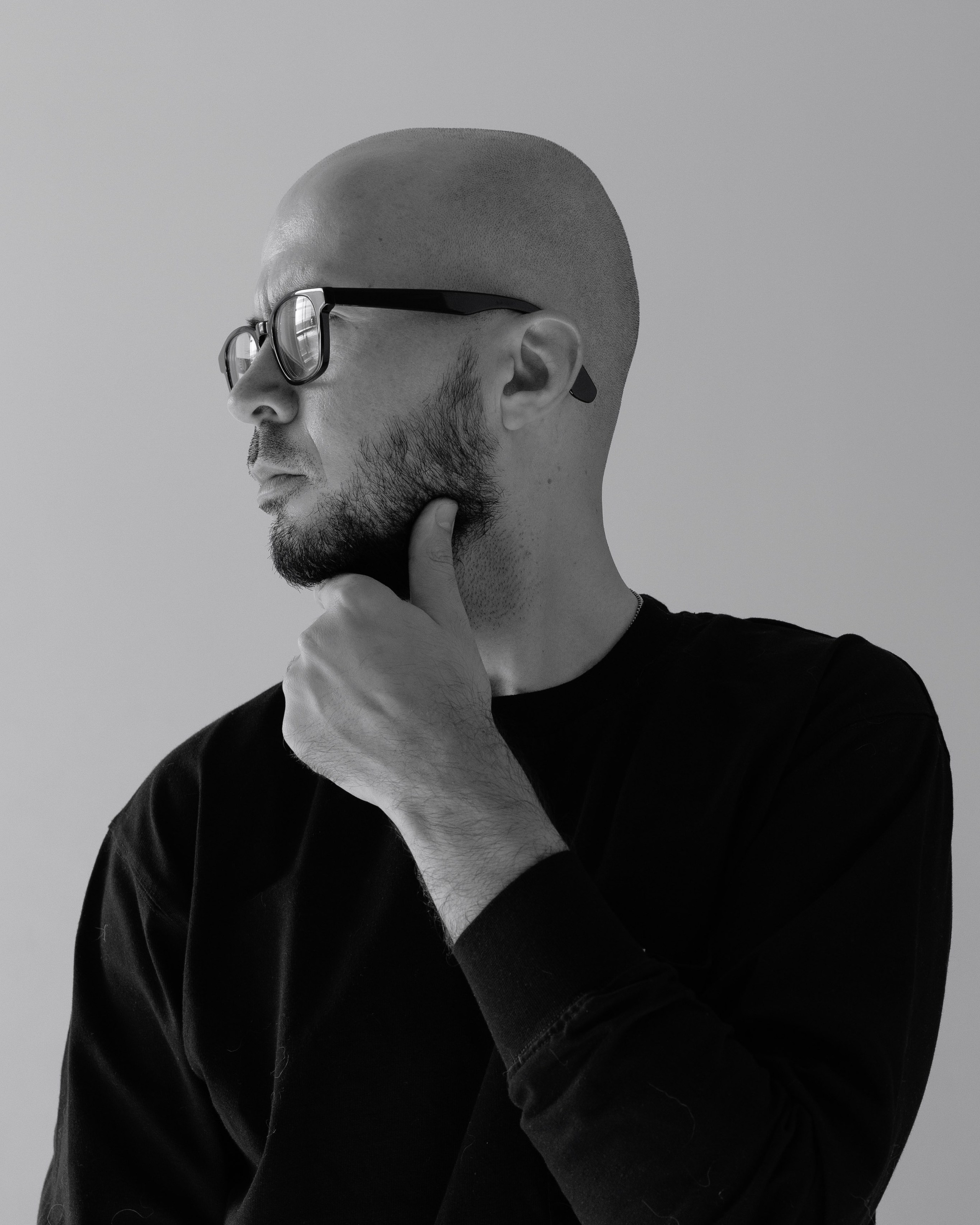 Контакты. Портретный фотограф в Москве Тимур Мансуров