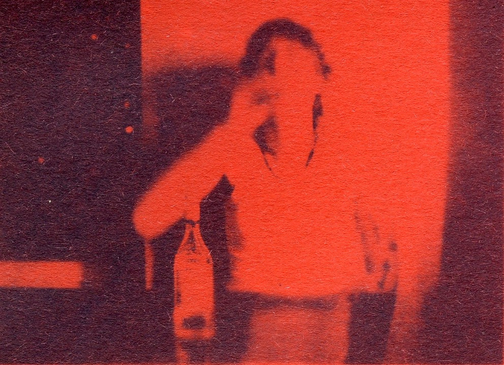 Белочка [видео/книга/объект]. Аня белка — художница и фотограф