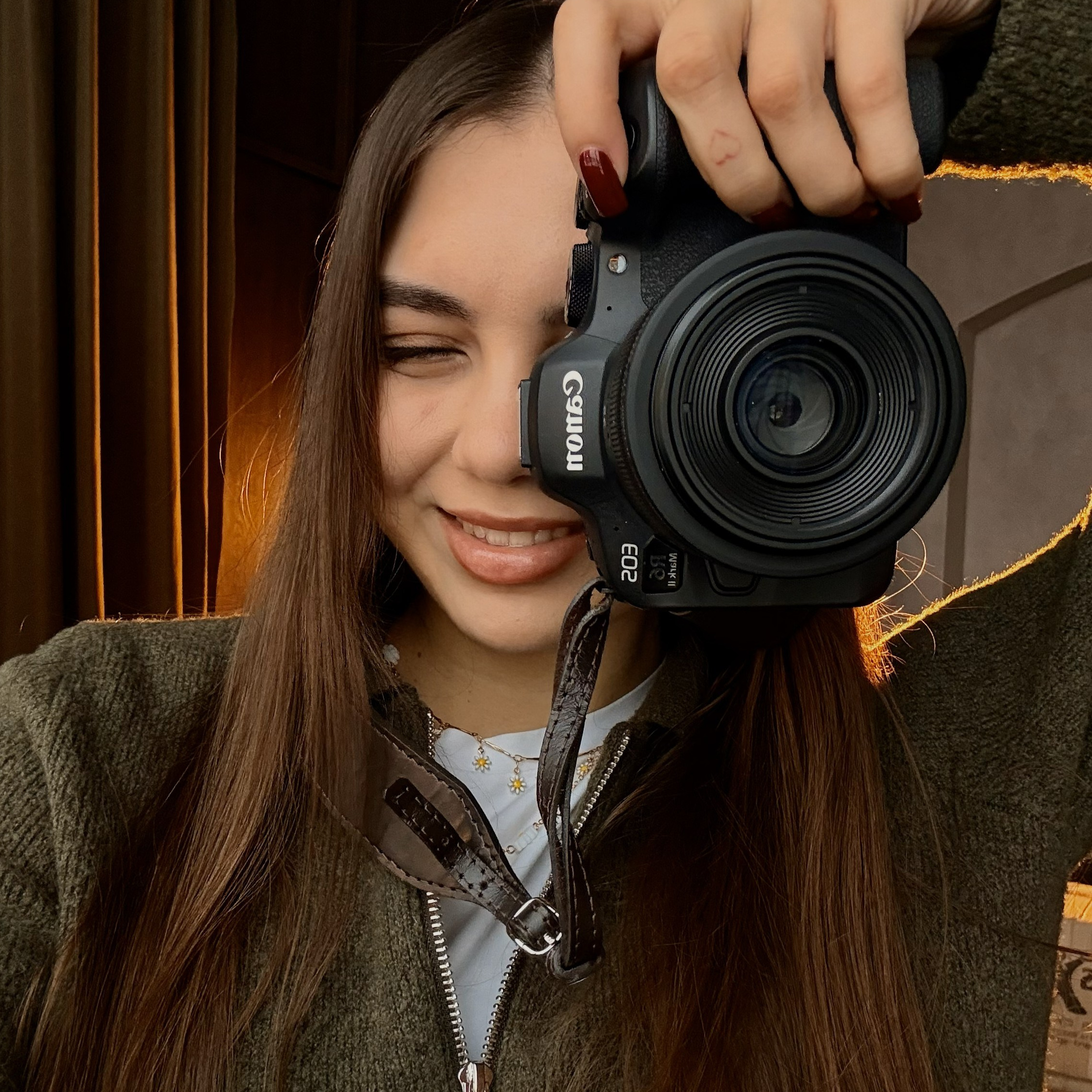 Женский и lovestory фотограф в Архангельске — Манакова Полина