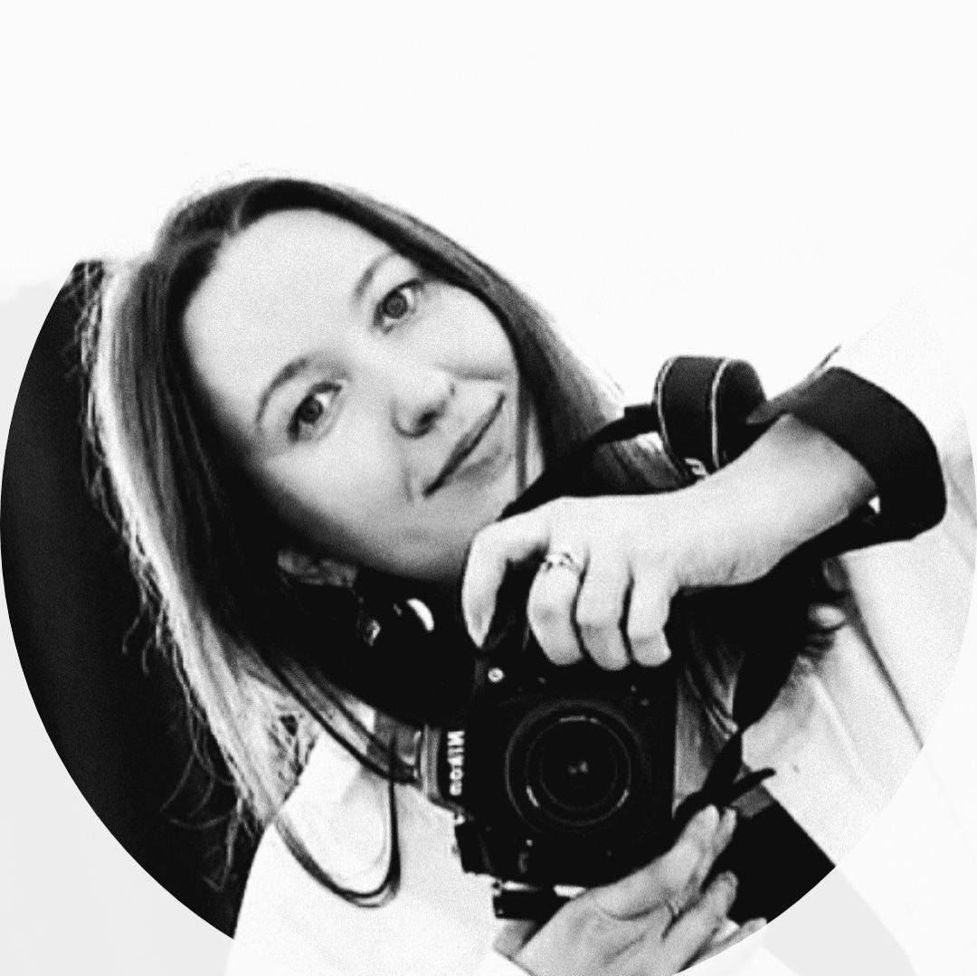 Контакты. Монохромный фотограф