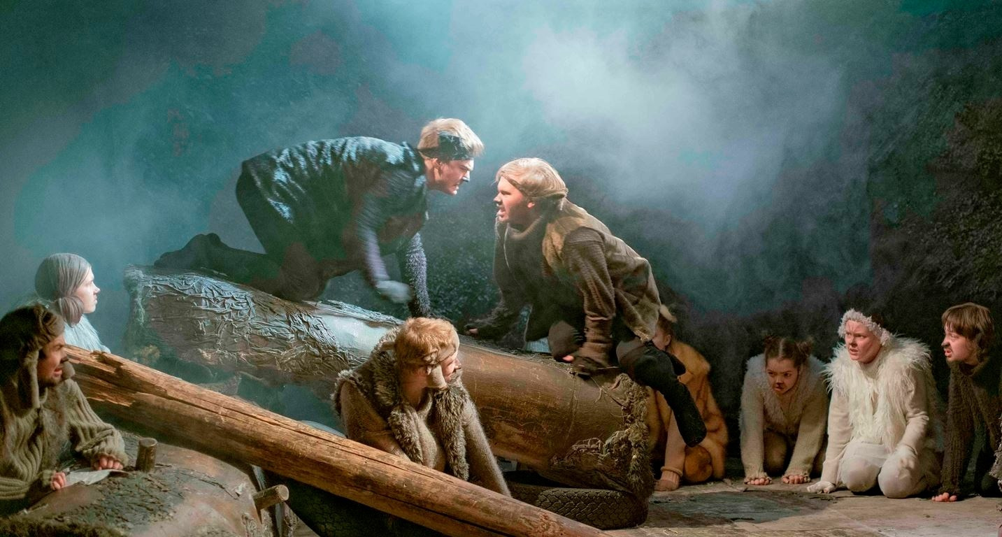 Премьера спектакля «Собаки» в пермском театре «У Моста». Журнал о самом особенном. Пермь и Пермский край