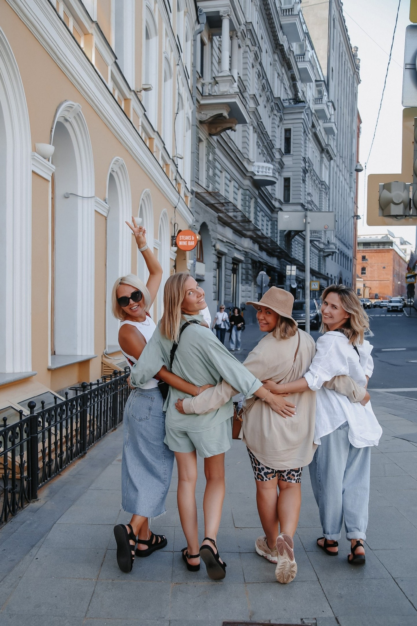 Чистые пруды и их переулки. Фотограф в Москве Алена Валунова