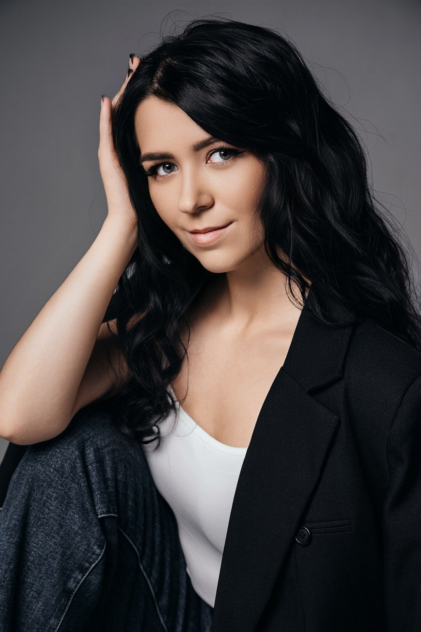 Контакты. Фотограф Бондарева Диана