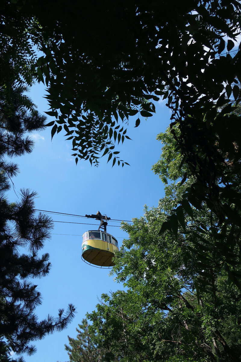 Фотопрогулка по жаркому Пятигорску: горы Машук, Бештау, канатка. Проект «Фотокладовка»: блог уличной фотографии в формате street photo