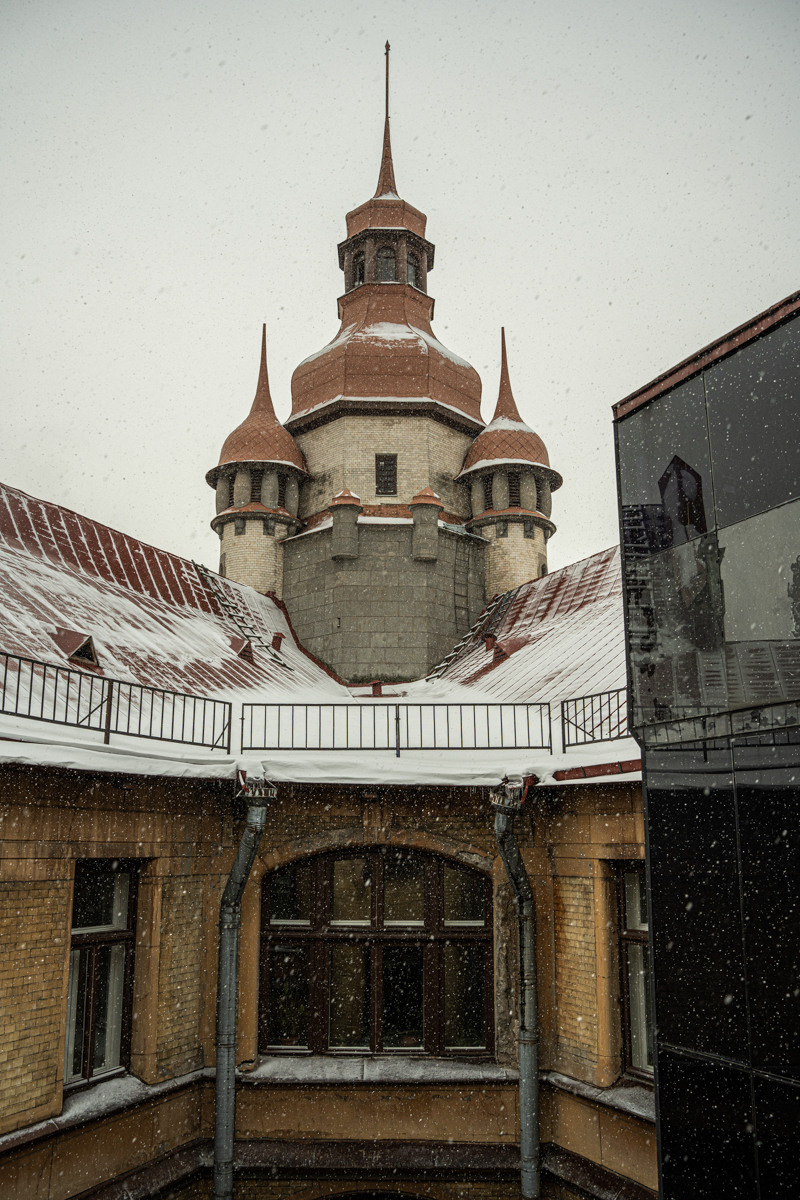 Дом городских учреждений. Фотограф и искусствовед в Туле и Санкт-Петербурге Нелли Некрасова