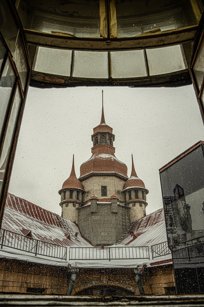 Дом городских учреждений. Фотограф и искусствовед в Туле и Санкт-Петербурге Нелли Некрасова