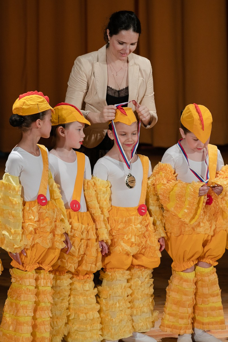 репортажная фотосъемка награждения учеников танцевальной школы тот в Одинцово