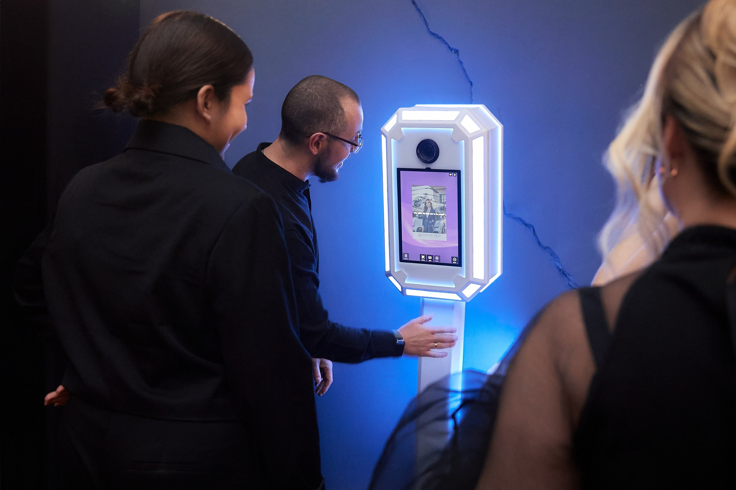 Видеобудка с нейросетью. Инсталаб Нижний Новгород