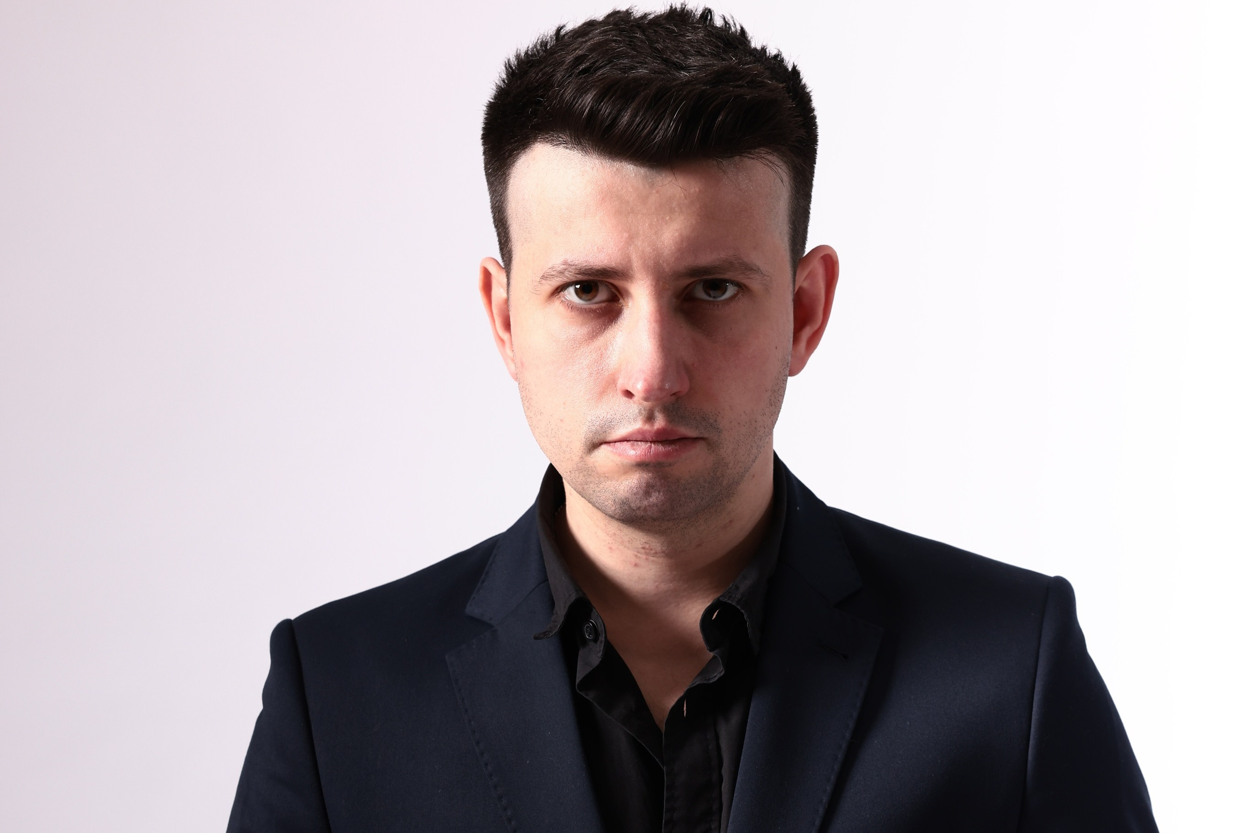 Писатель-фантаст Сергей Рыжков