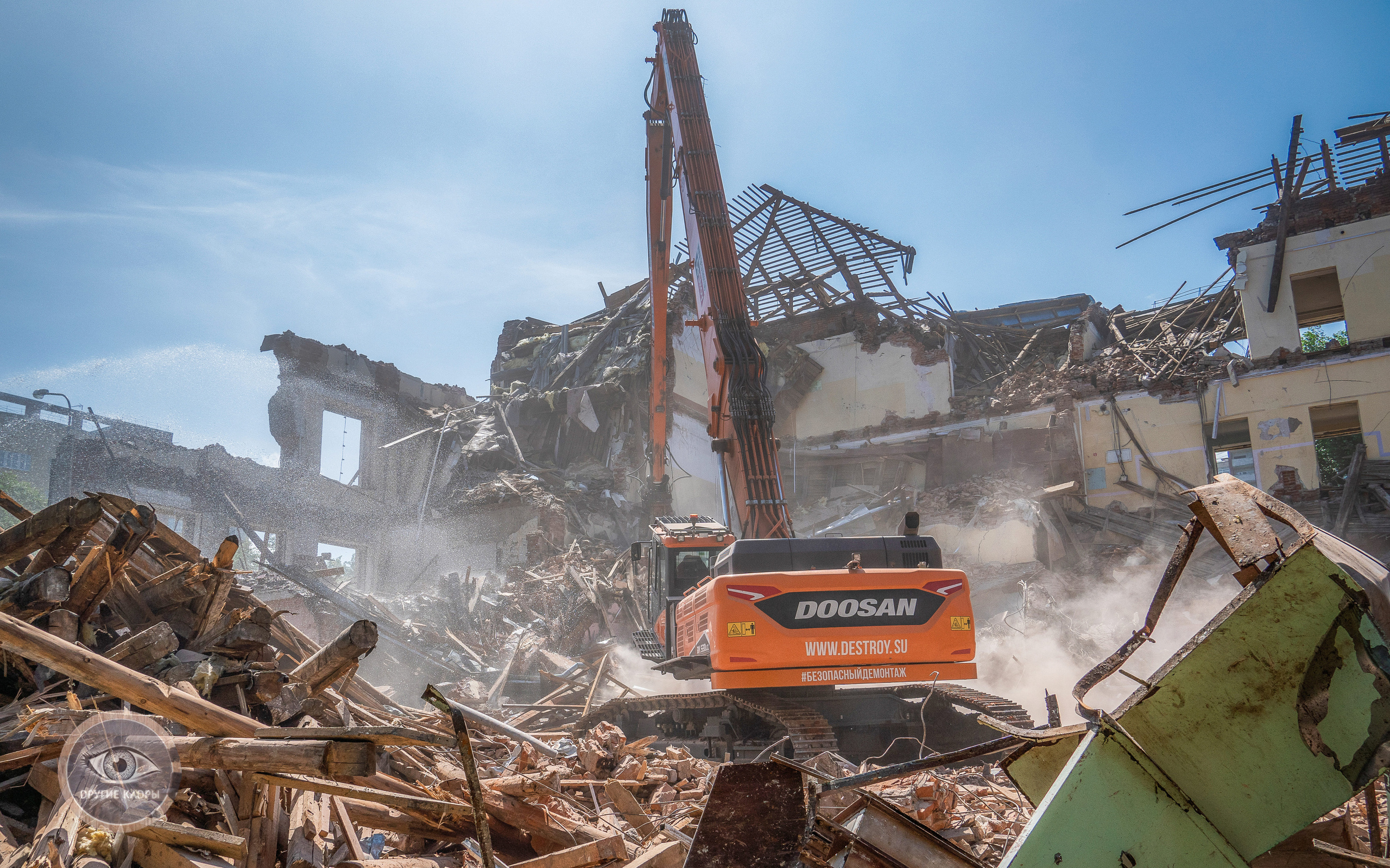 Здание-дворец. История главной достопримечательности Тюменских Сараев