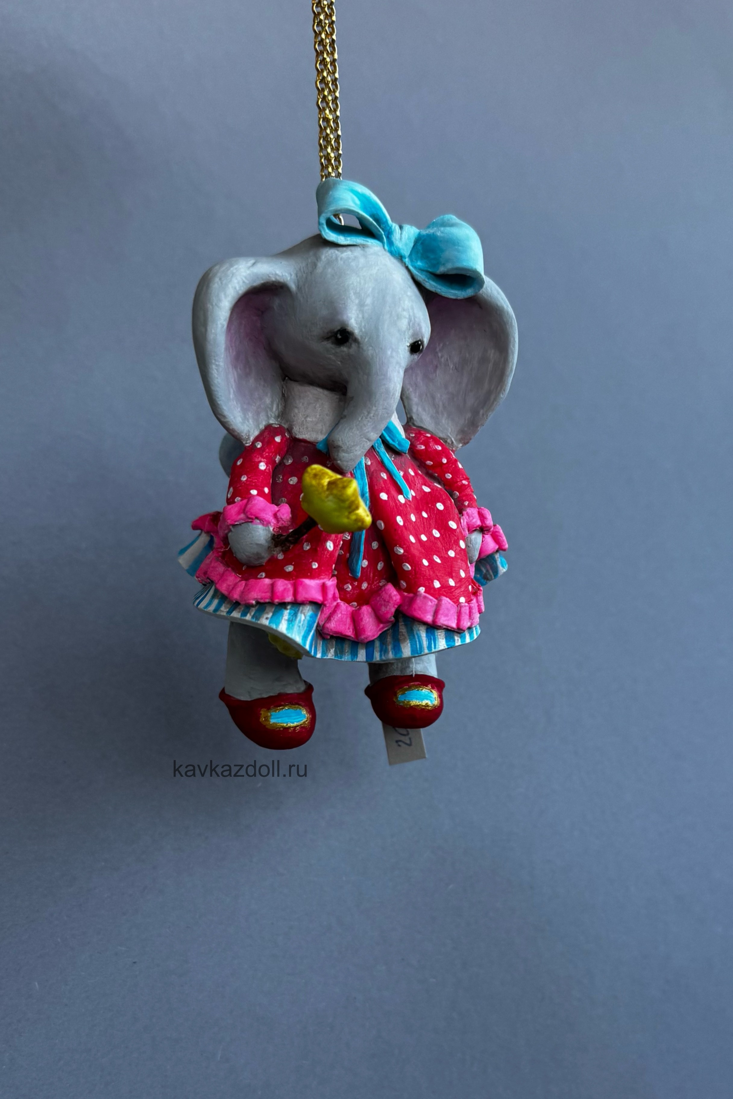 Цирк продажа. Кавказские куклы Гужова Фатима