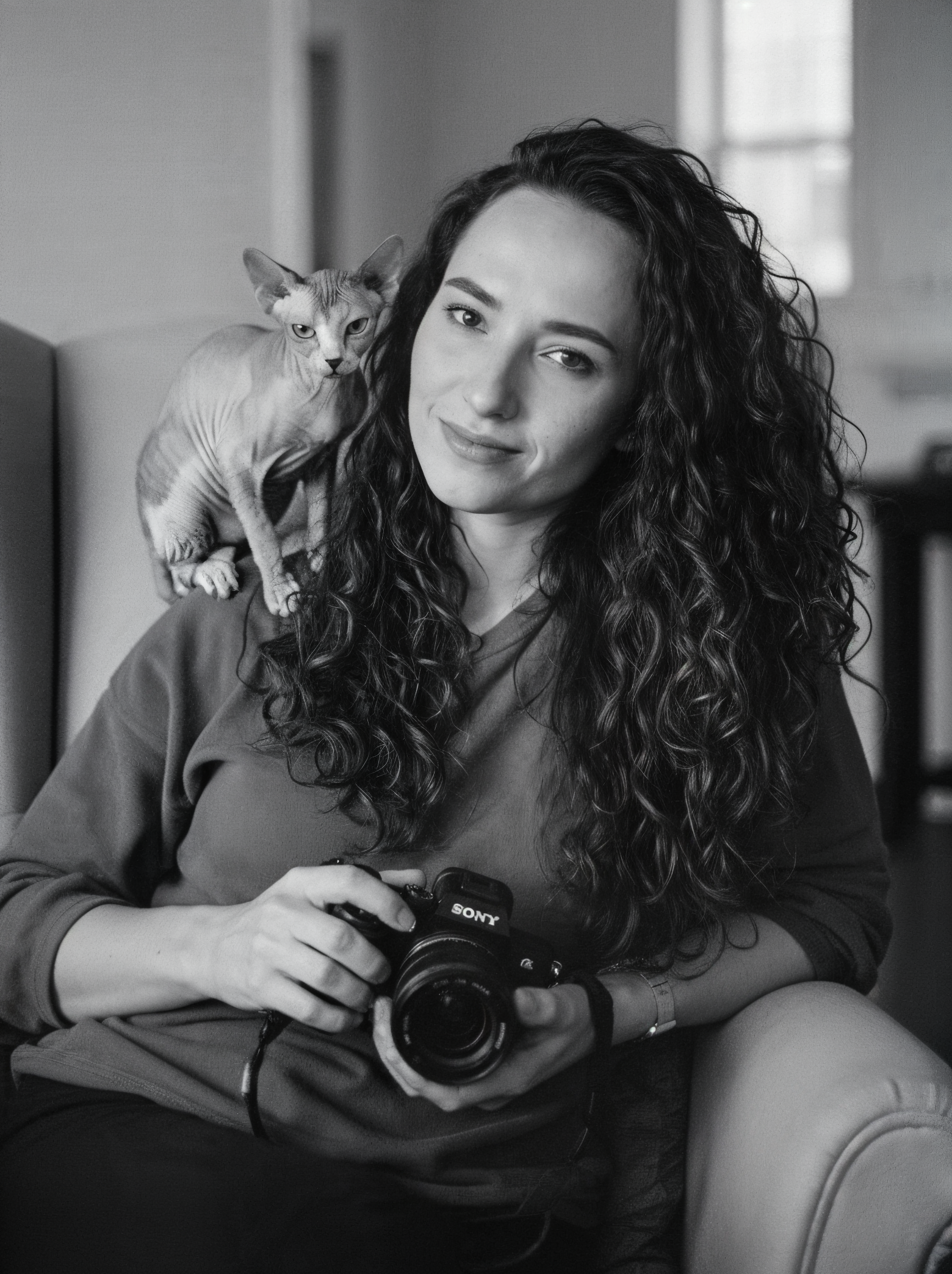 Регина Зебра — AI-дизайнер и креатор | Авторский контент для брендов и персон