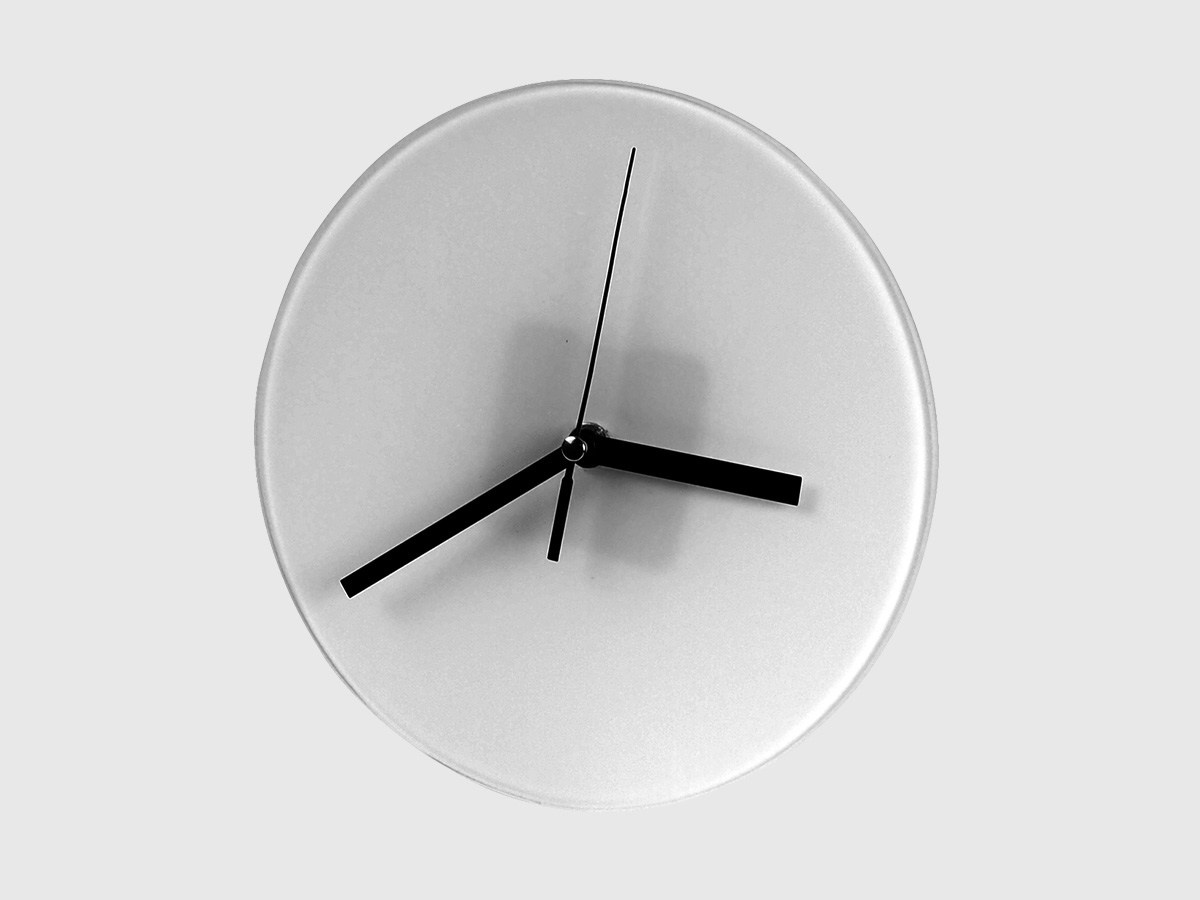 Стеклянные часы с печатью и фирменным брендированием в Краснодаре от Студии печати "ЧЁ"