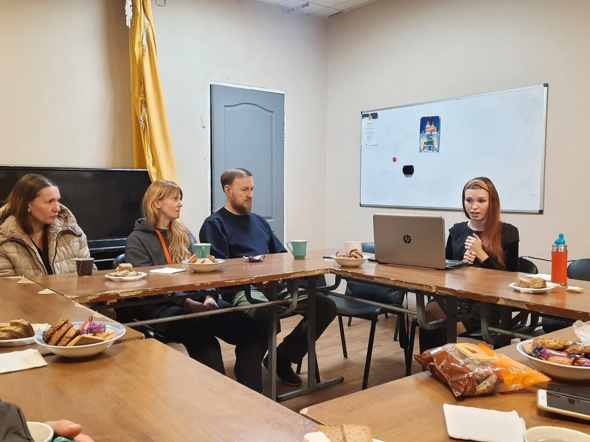 В богословском обществе «Феникс» состоялась беседа о психологии. Северное благочиние Саратовской епархии