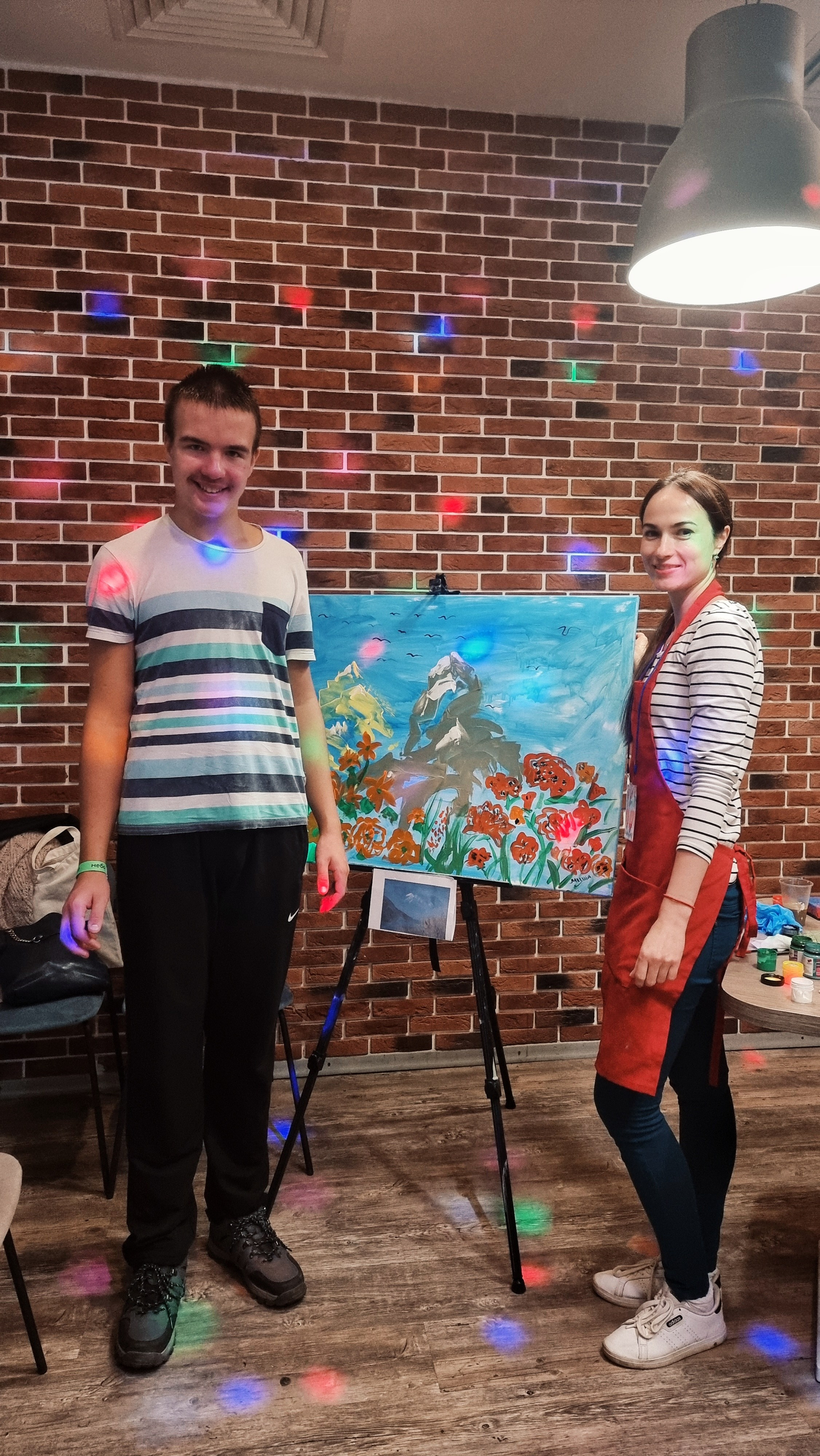 НКО «ШКОЛА ГЕРОЕВ " и «Осторожно хрупкое ". Декор для дома