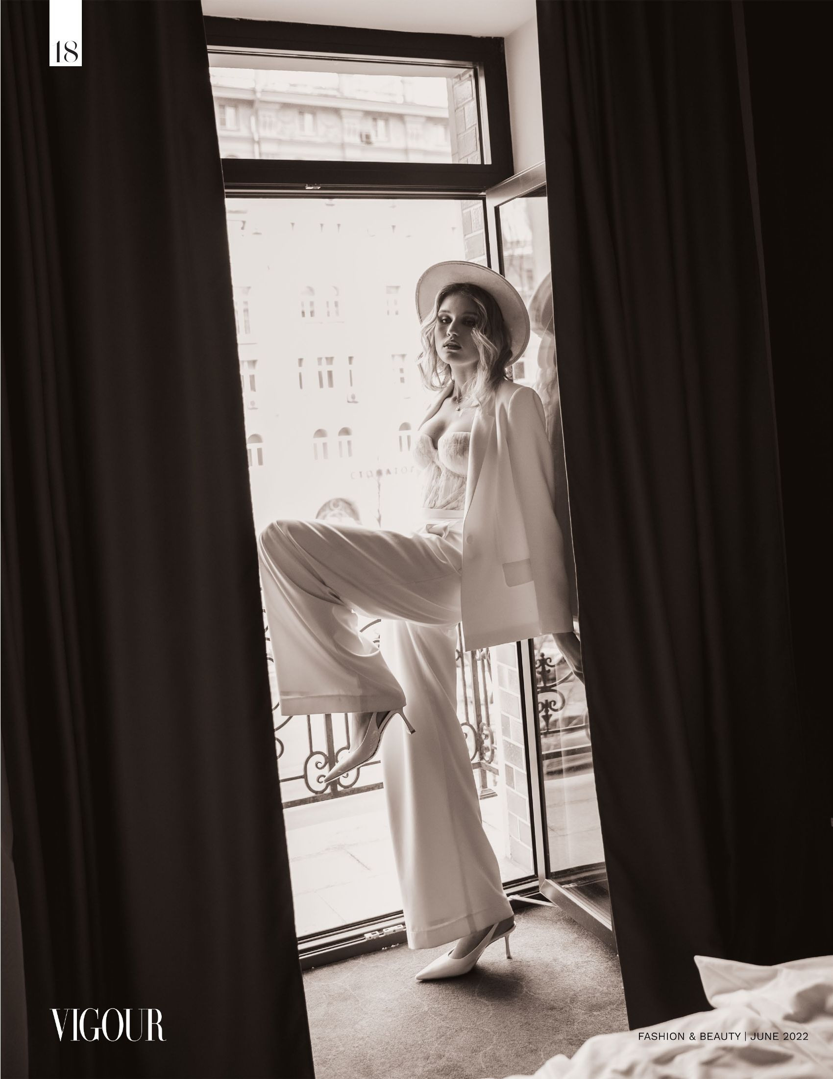 Feeling happiness. Visual artist, photographer Liana Darenskaya, Moscow