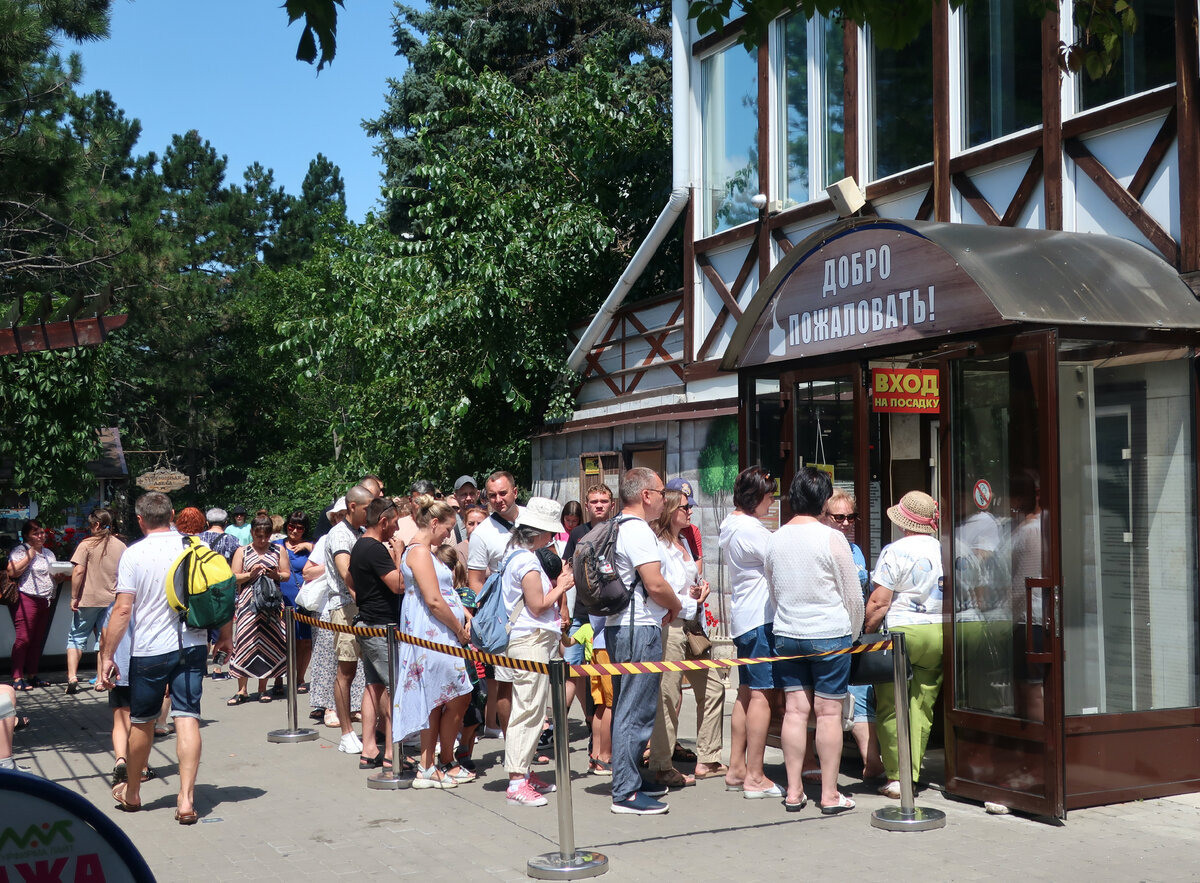 Фотопрогулка по жаркому Пятигорску: горы Машук, Бештау, канатка. Проект «Фотокладовка»: блог уличной фотографии в формате street photo