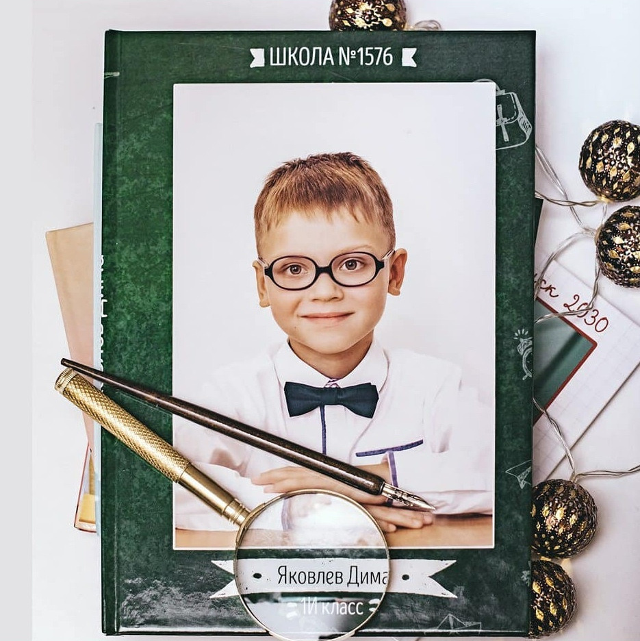 Фотоальбомы для средней школы. Семейный фотограф Израиль. Фотокниги и школьные альбомы