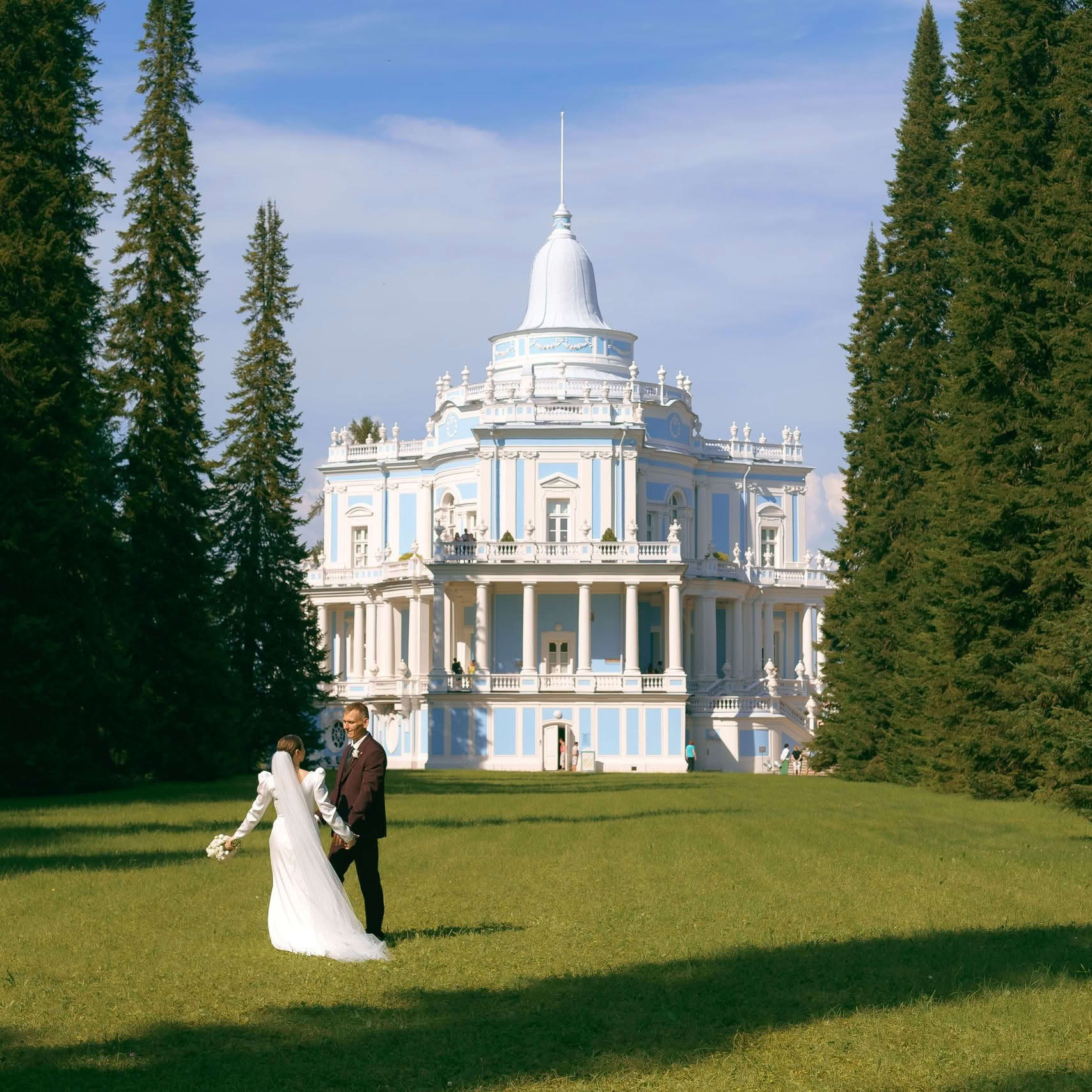 Свадебная фотосессия у Исаакиевского собора — маршрут, лучшие места и советы фотографа