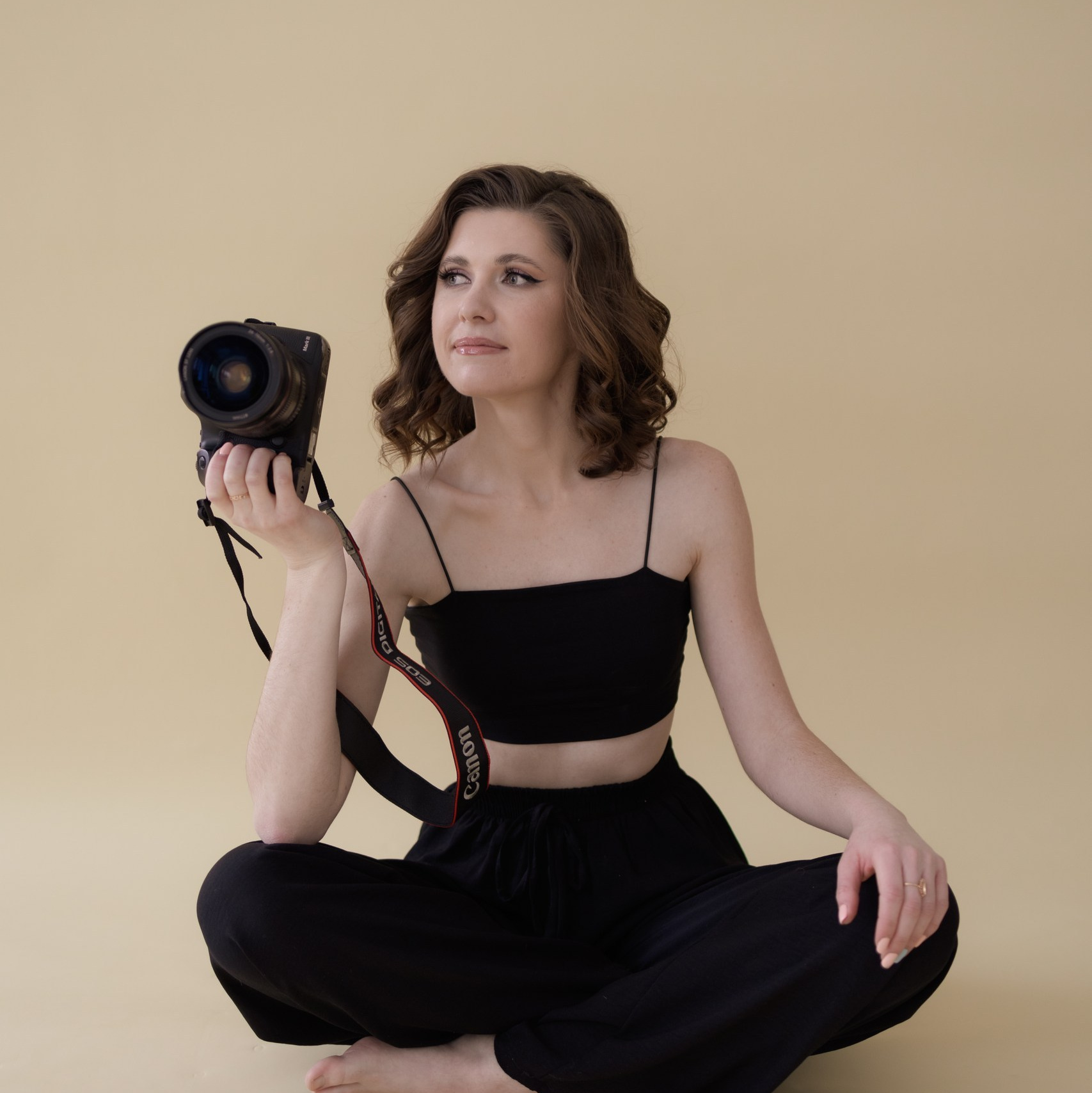 Рада приветствовать вас на моем сайте. Если вы находитесь тут, то значит вам, как и мне нравится творчество, а именно фотография. 