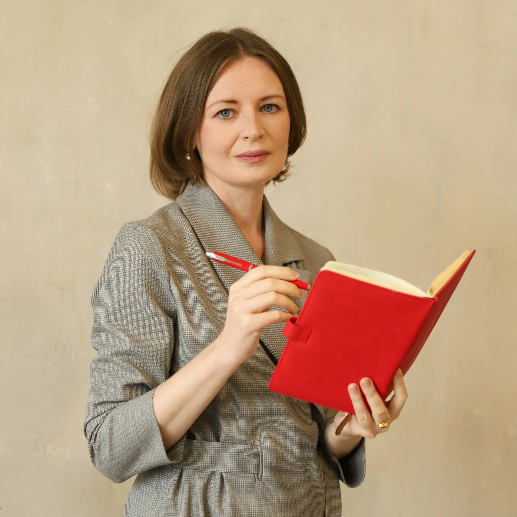 КОНСУЛЬТАЦИИ. Елена Вагнер — поэзия и стихотерапия