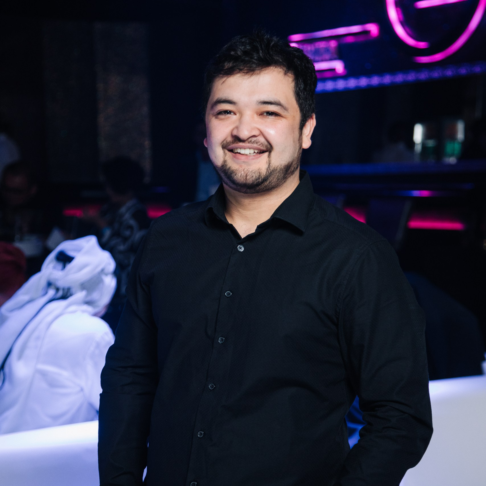 Контакты. Фотограф Алматы Кудрат Абдисаламов