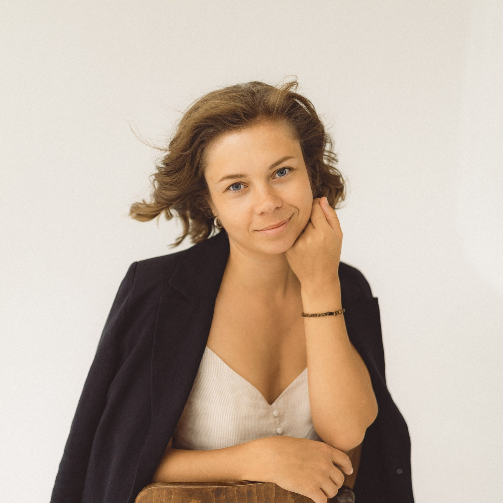 Контакты. Стрельченя Дина