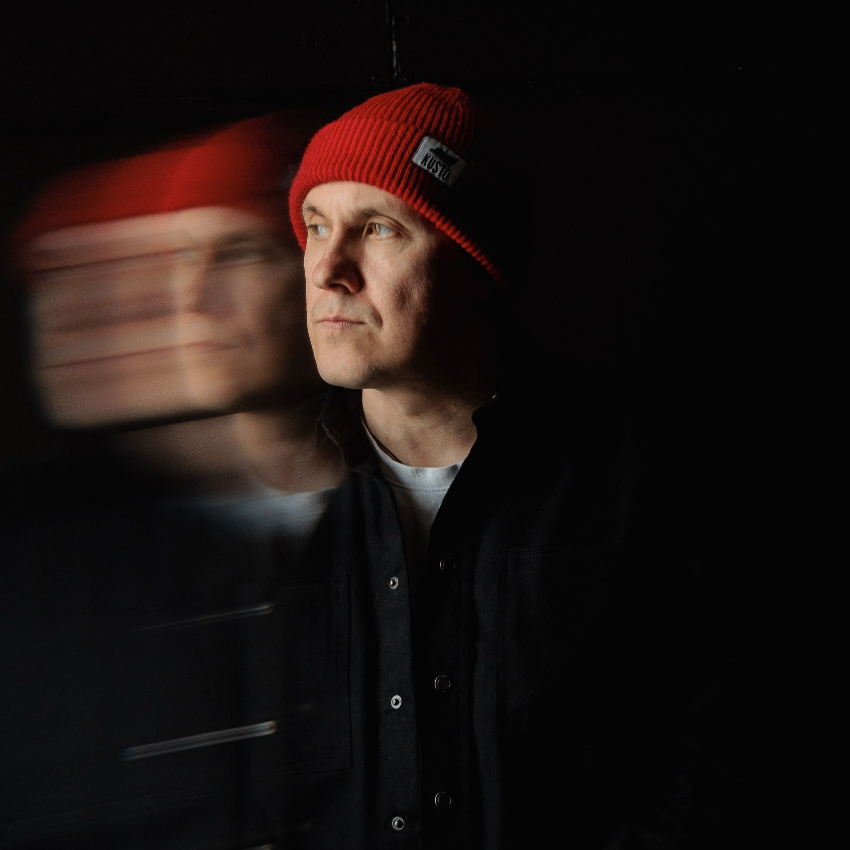 Контакты. Фотограф Иван Пичушкин