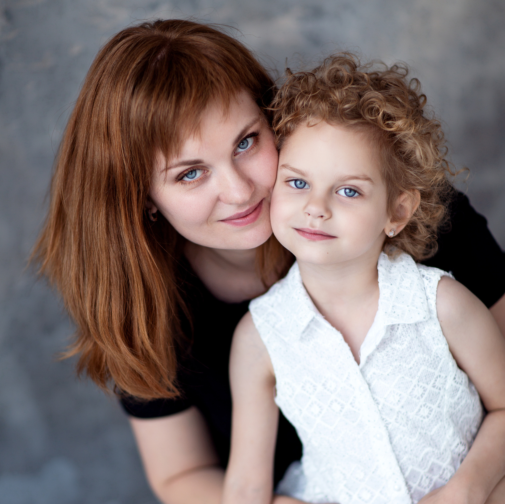 Стоимость студийной фотосессии. Фотограф из Санкт-Петербурга Оксана Валковая. Женский портрет. Портрет