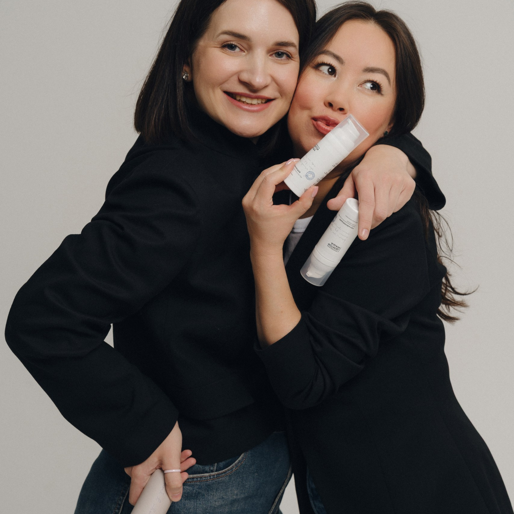 КОНТАКТЫ. САЙТ НАХОДИТСЯ В РАЗРАБОТКЕ