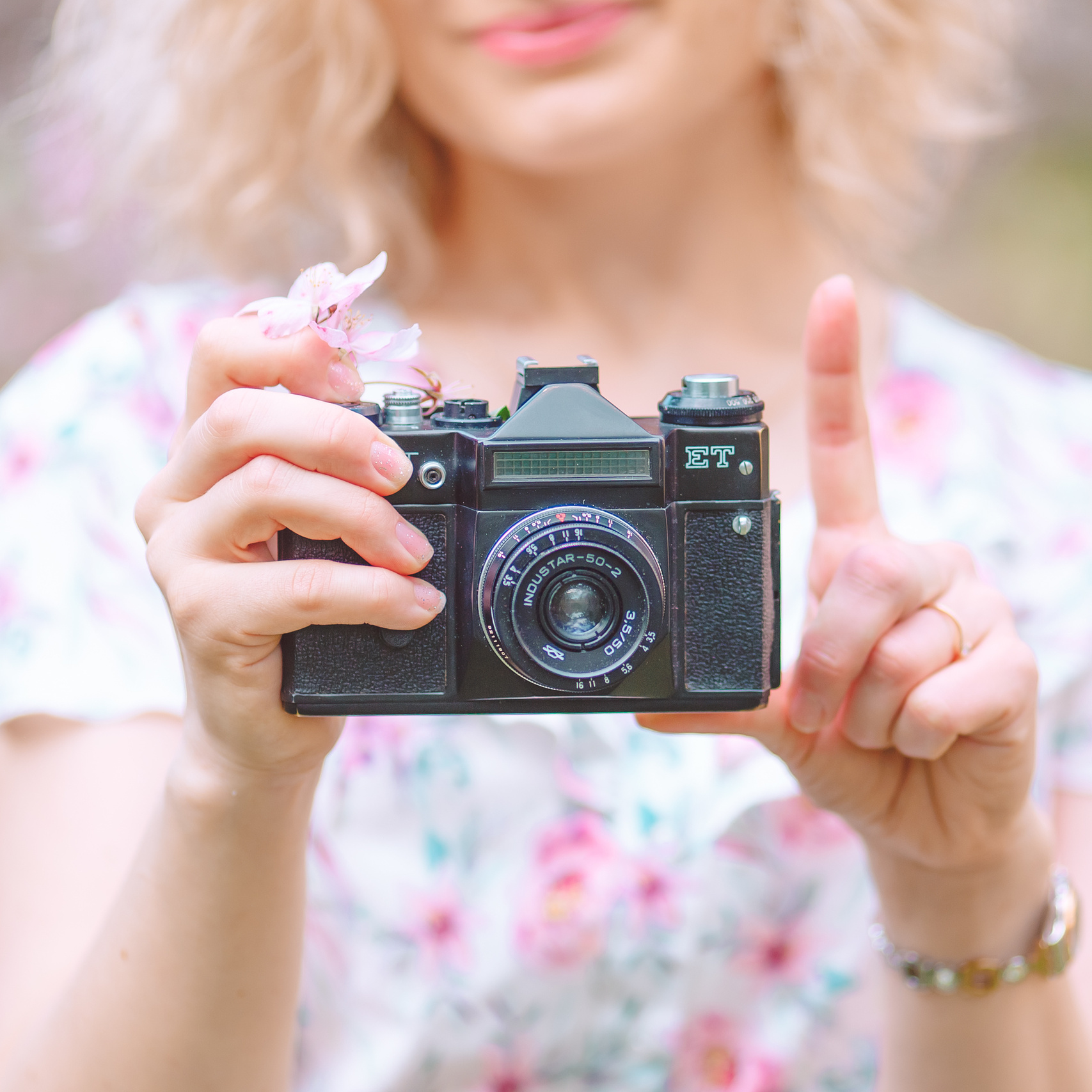 Контакты. Свадебный и семейный фотограф в Москве Юлия Винник