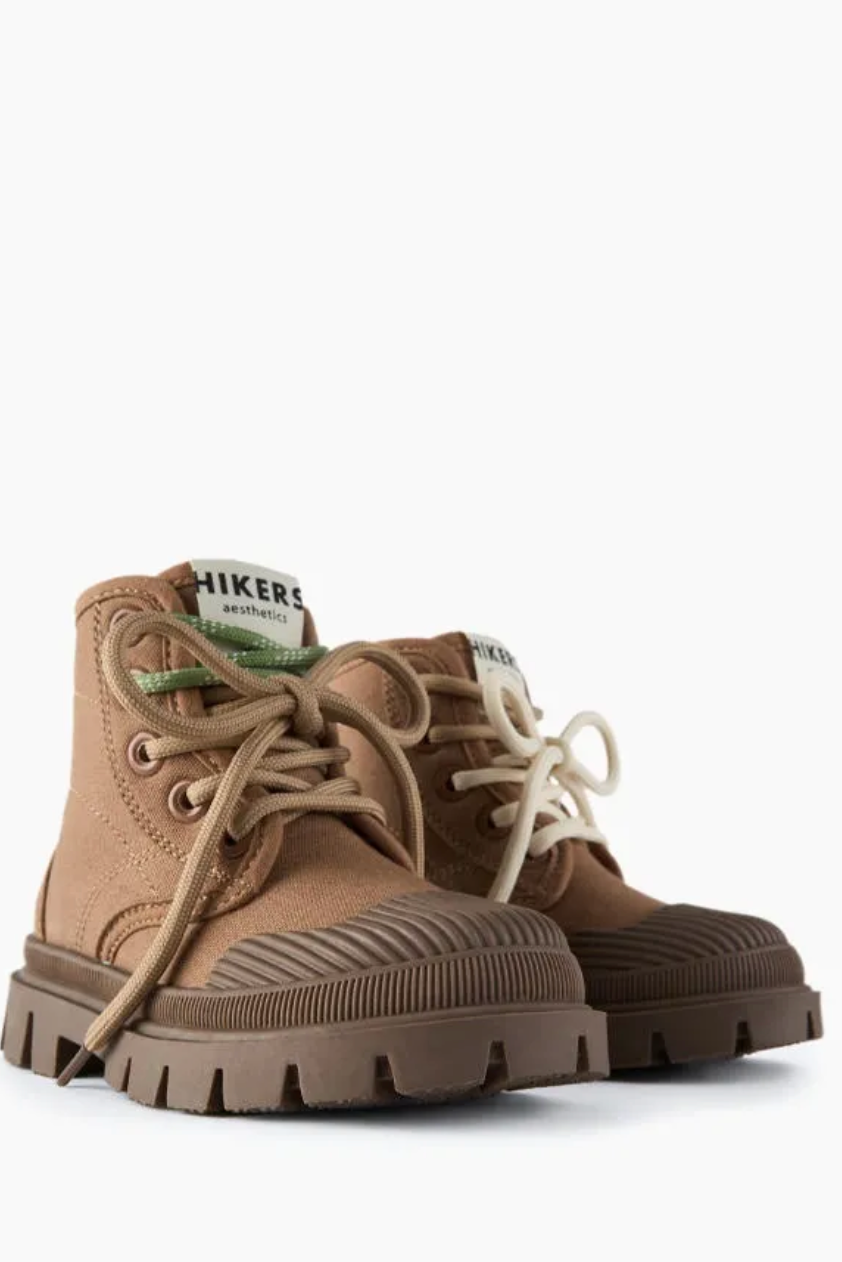 Обувь для съемок девочки до 32. Фотограф Кристина Калягина