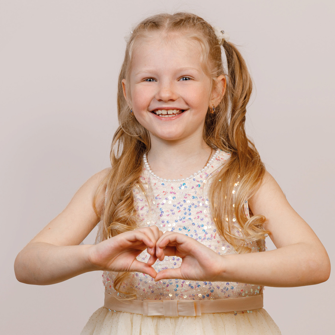 ВЫПУСКНЫЕ АЛЬБОМЫ & ДЕТСКИЕ ФОТОПРОЕКТЫ | ФОТОlike_Крым