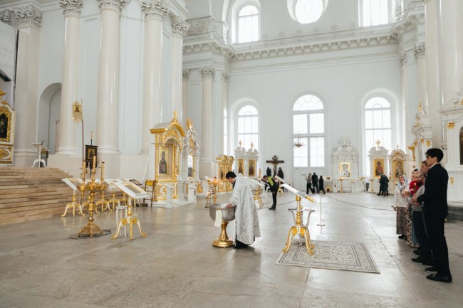 топ лучших храмов для крещения в спб, где покрестить ребенка в санкт петербурге, лучшие храмы для крещения спб, где крестить в спб, сколько стоит крещение питер спб санкт петербург, исаакиевский собор крещение, казанский собор крещение