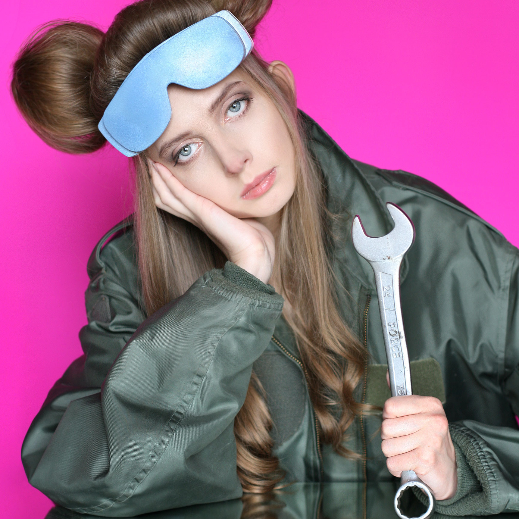 Contacts. Katerina Reich [Model] 18+