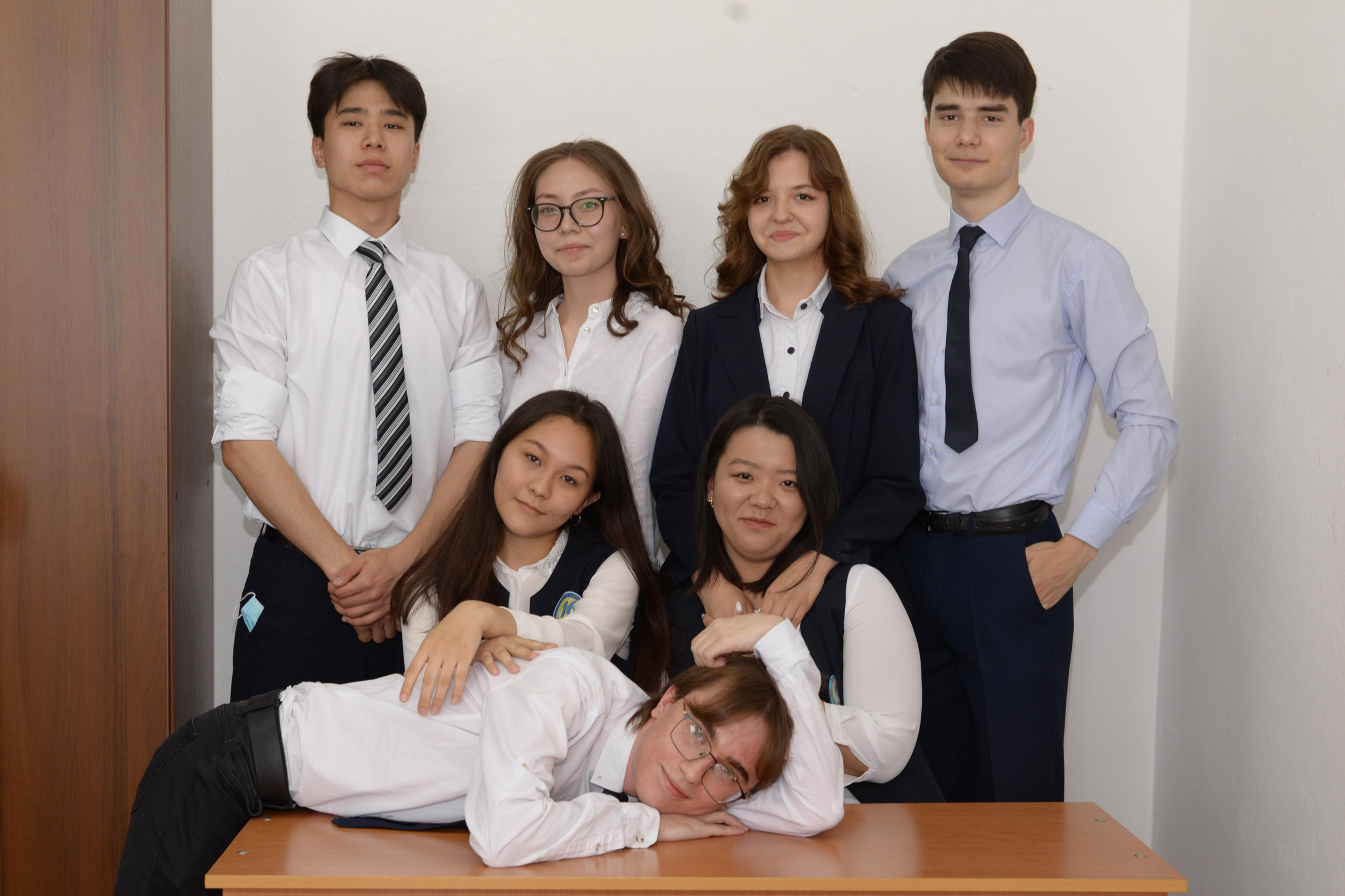 Фотограф на выпускной в школе. Детский и школьный фотограф в Костанае Рабига Сейткенова