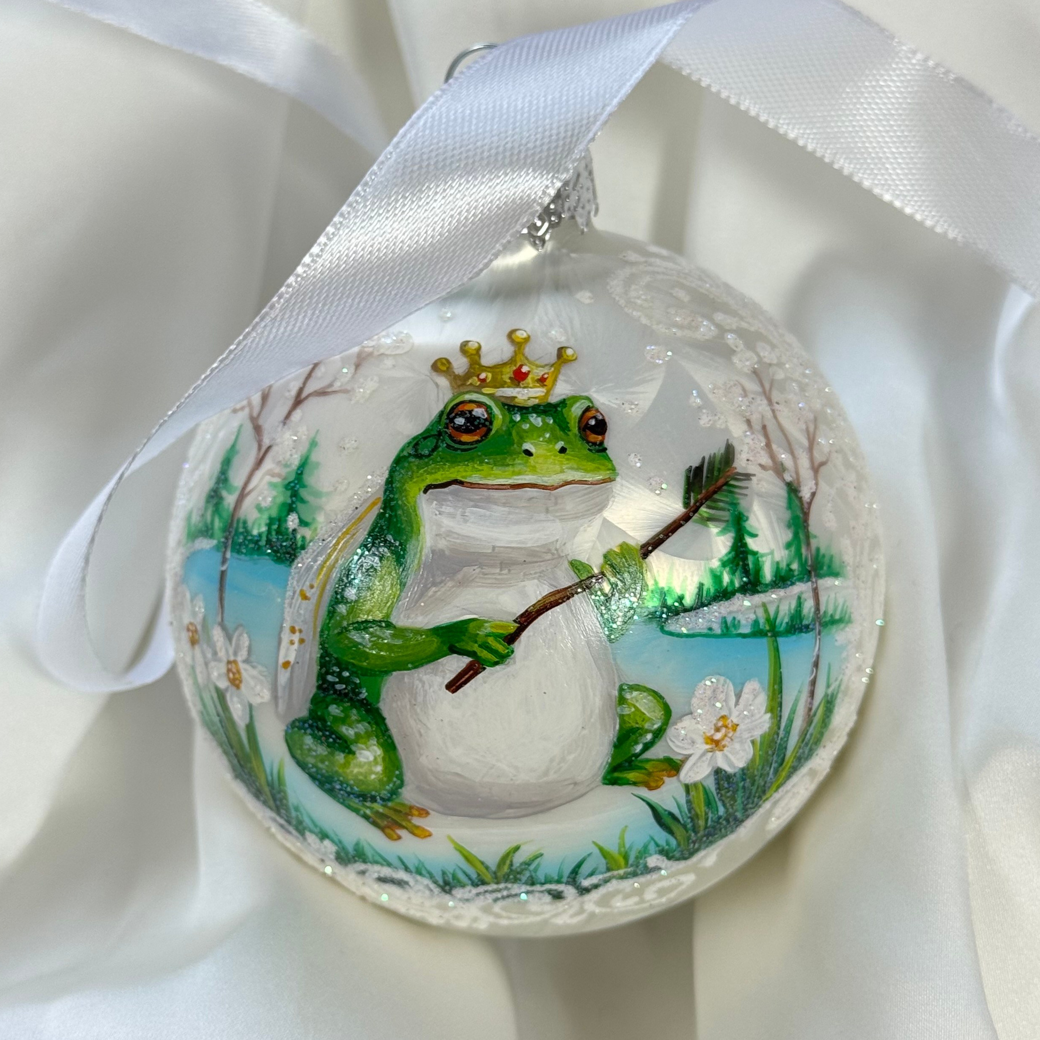 Магазин ёлочных шаров с ручной художественной росписью. Художественная ручная роспись елочных шаров, корпоративные подарки и восковые аромасвечи